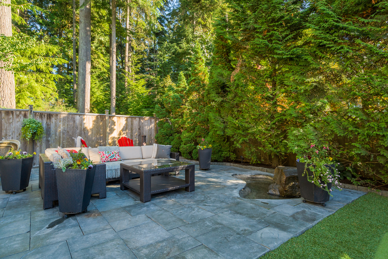 3331 Robinson Road, North Vancouver 26