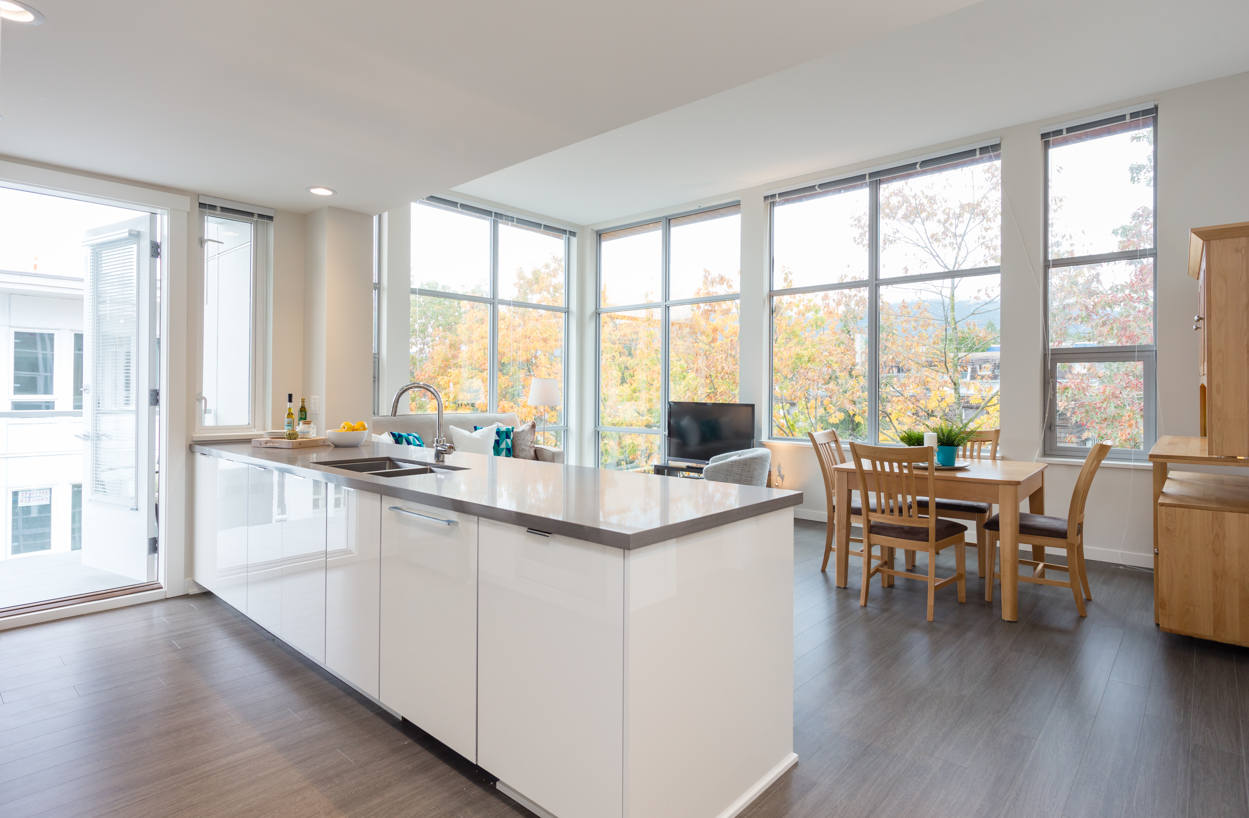 PH514-255 W 1st St, North Vancouver 2