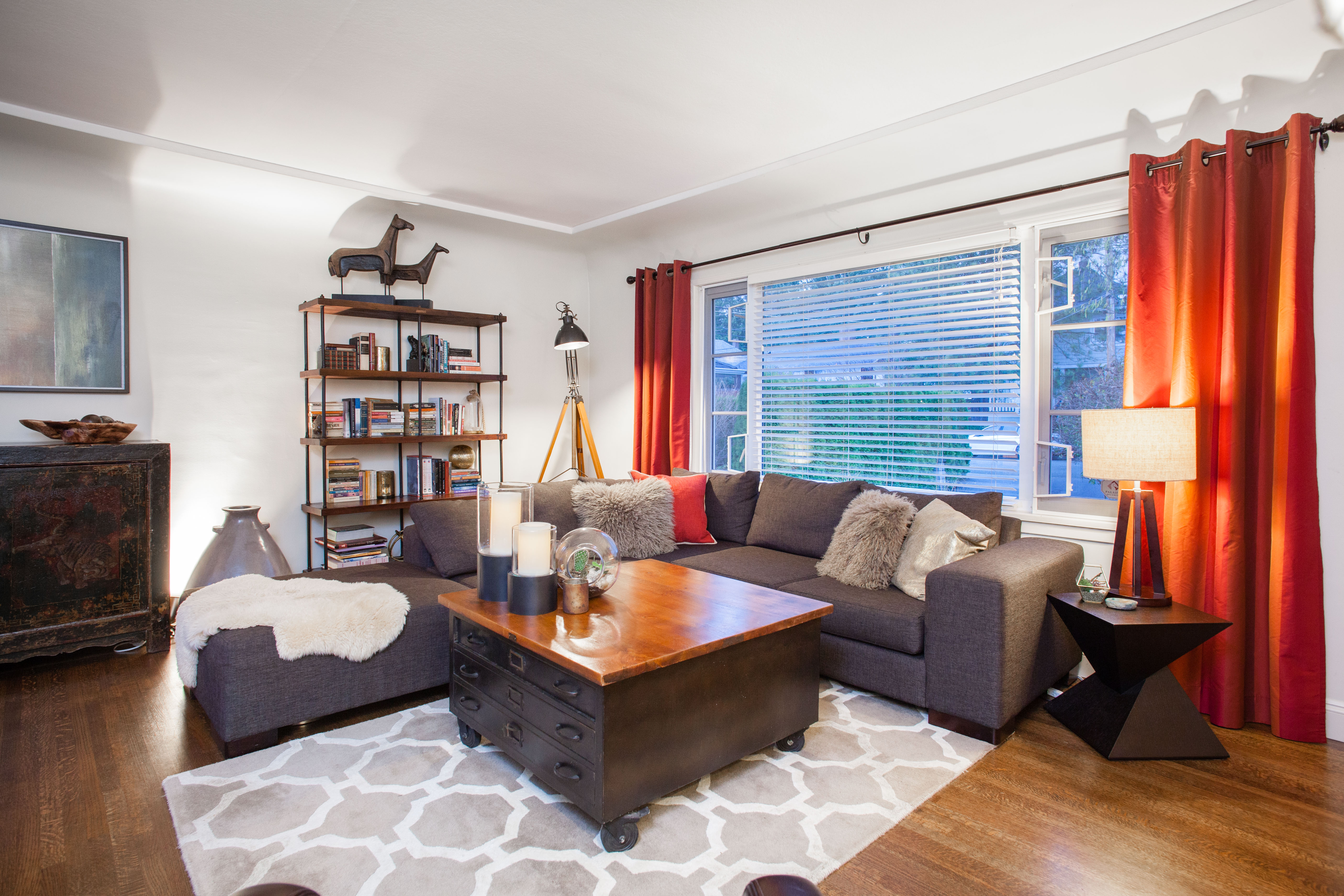 131 W St. James Road 3