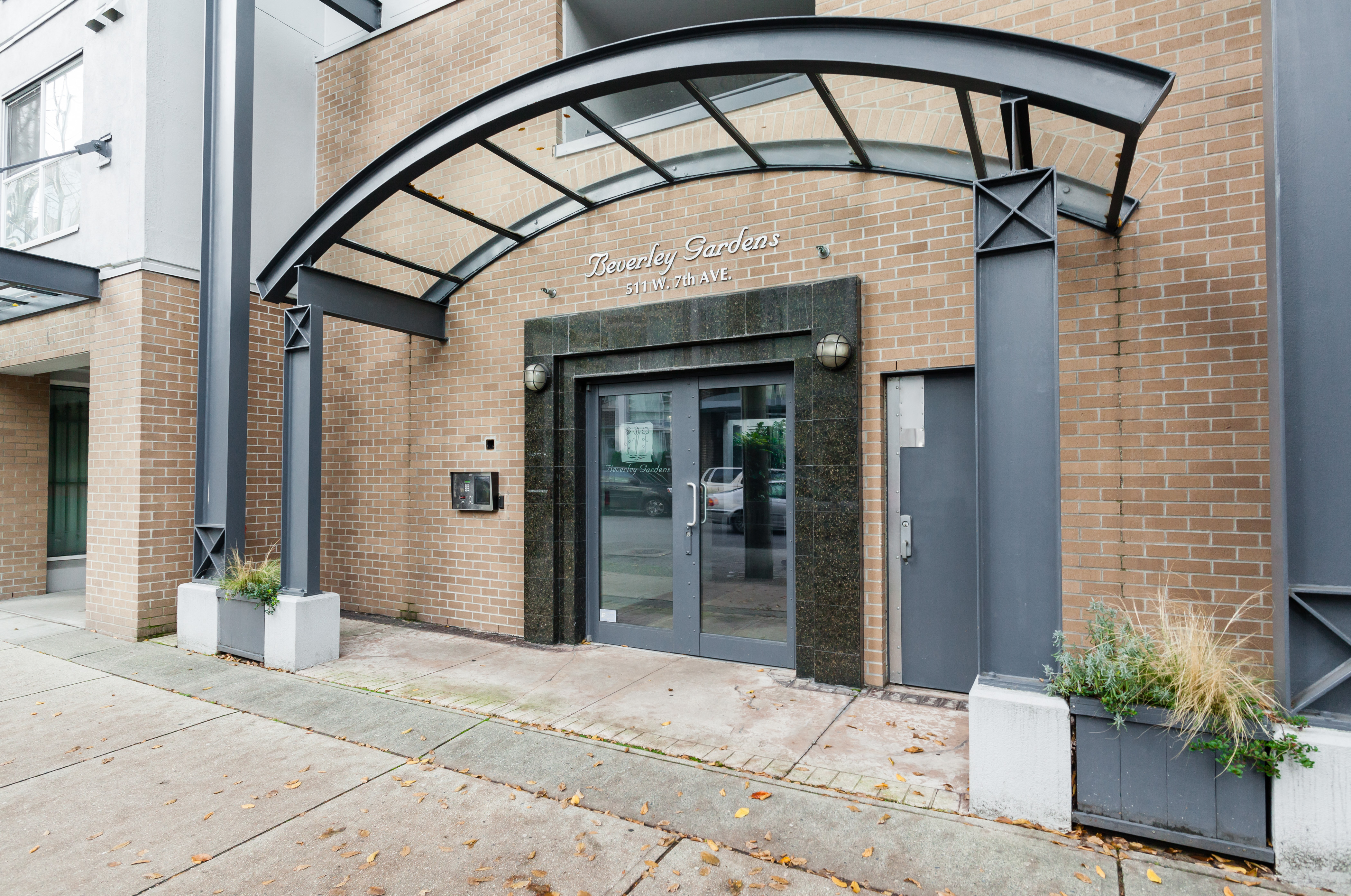 302 - 511 W 7th Ave, Fairview West, Vancouver 5