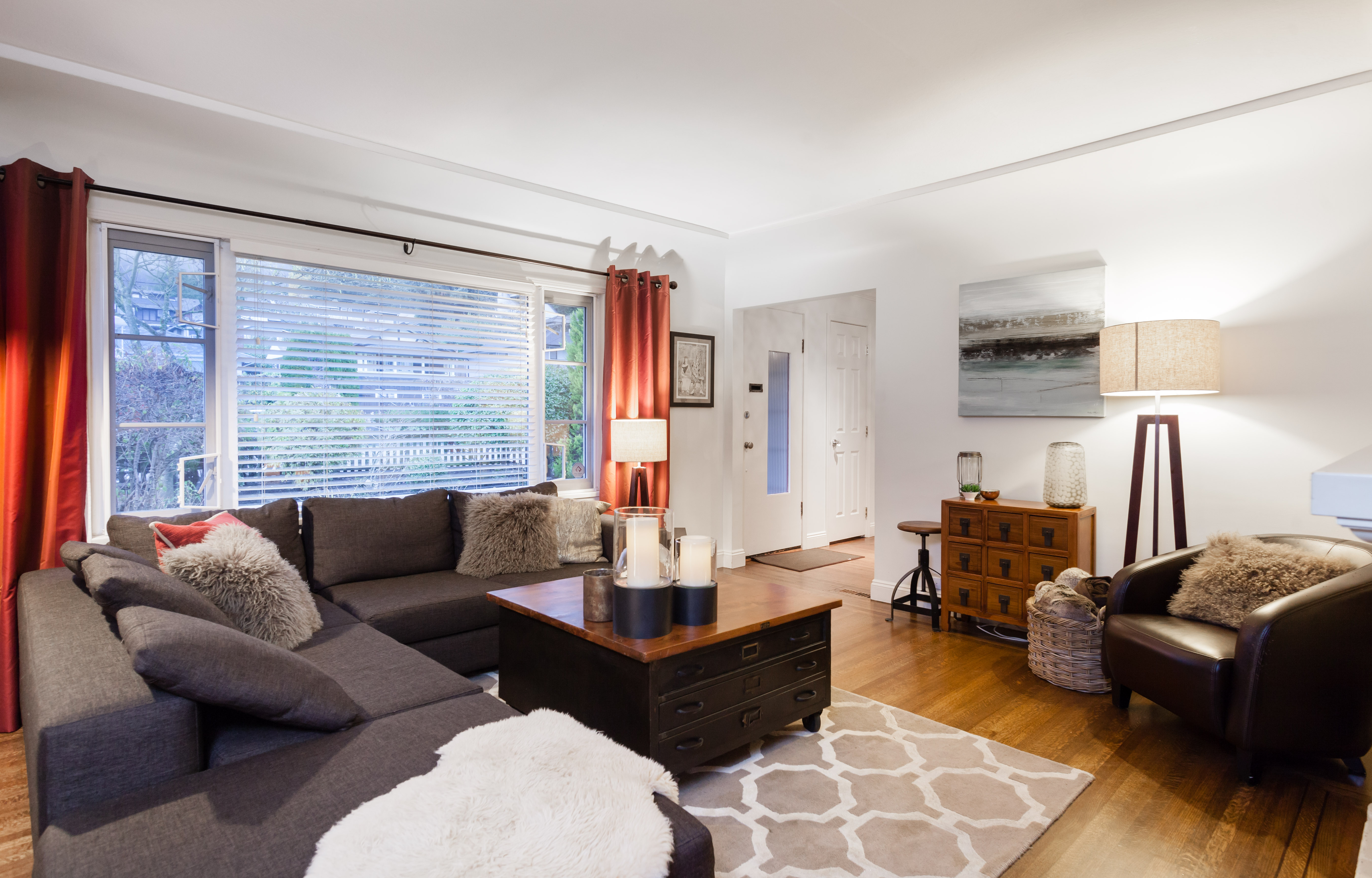 131 W St. James Road 7