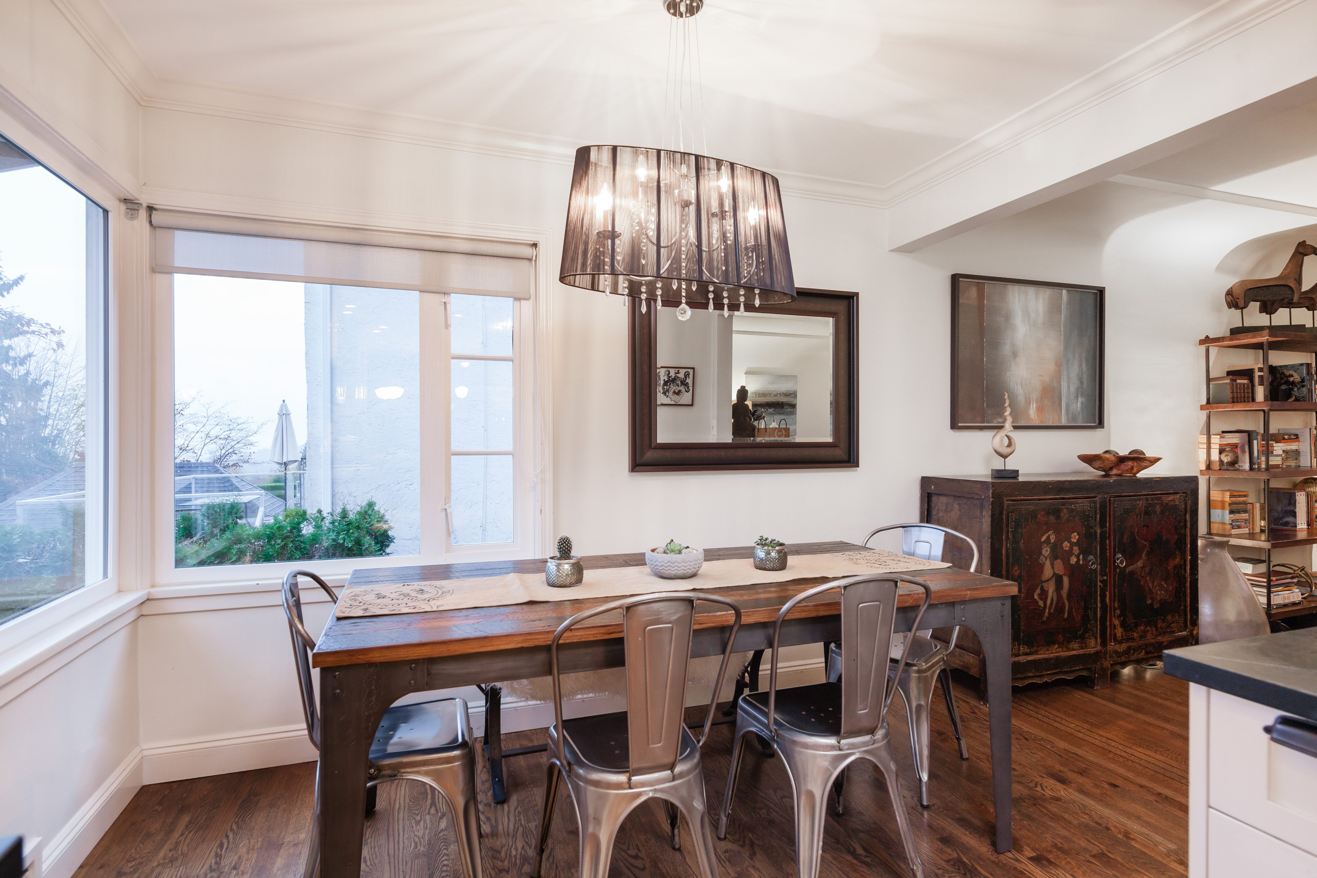 131 W St. James Road 9