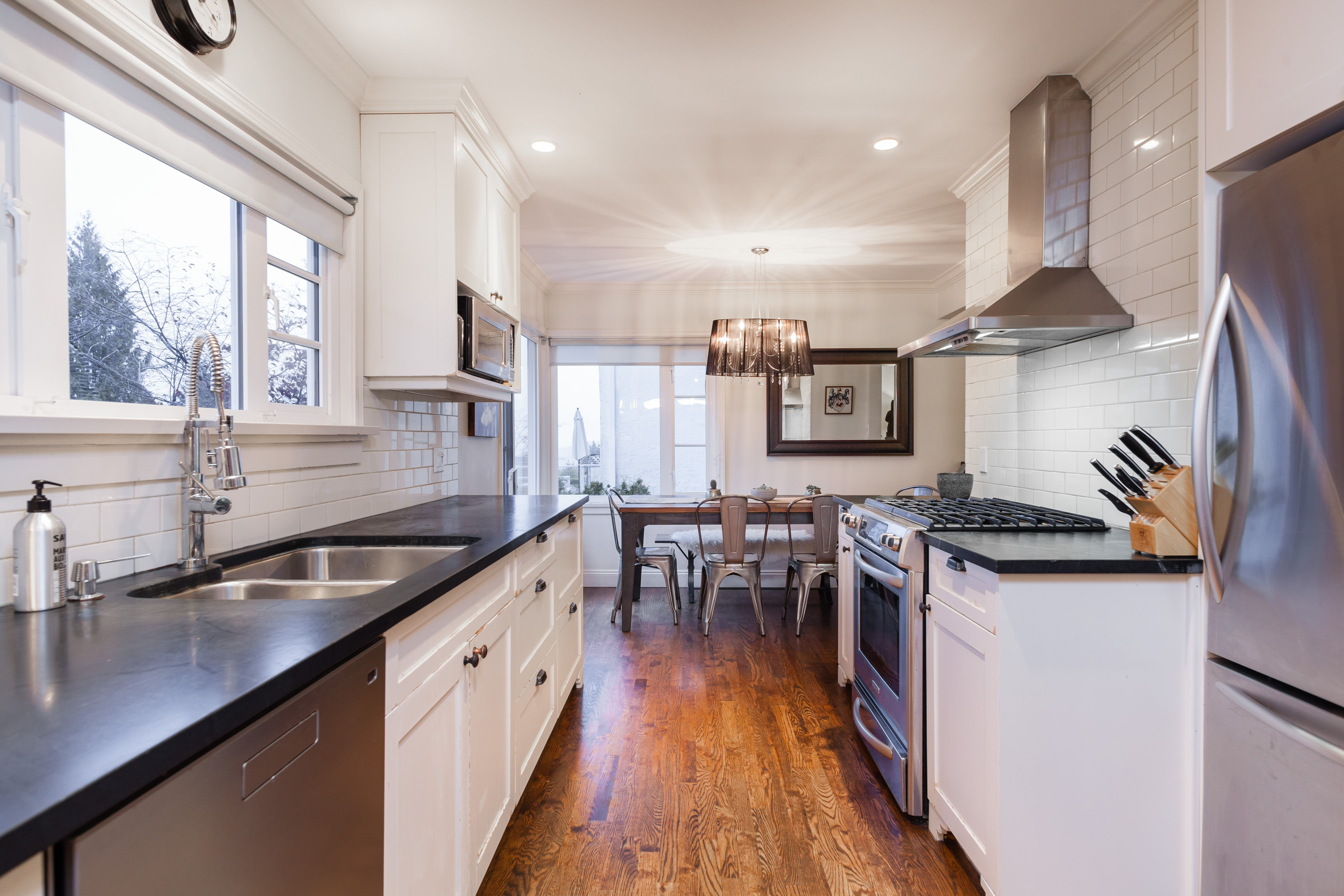 131 W St. James Road 2