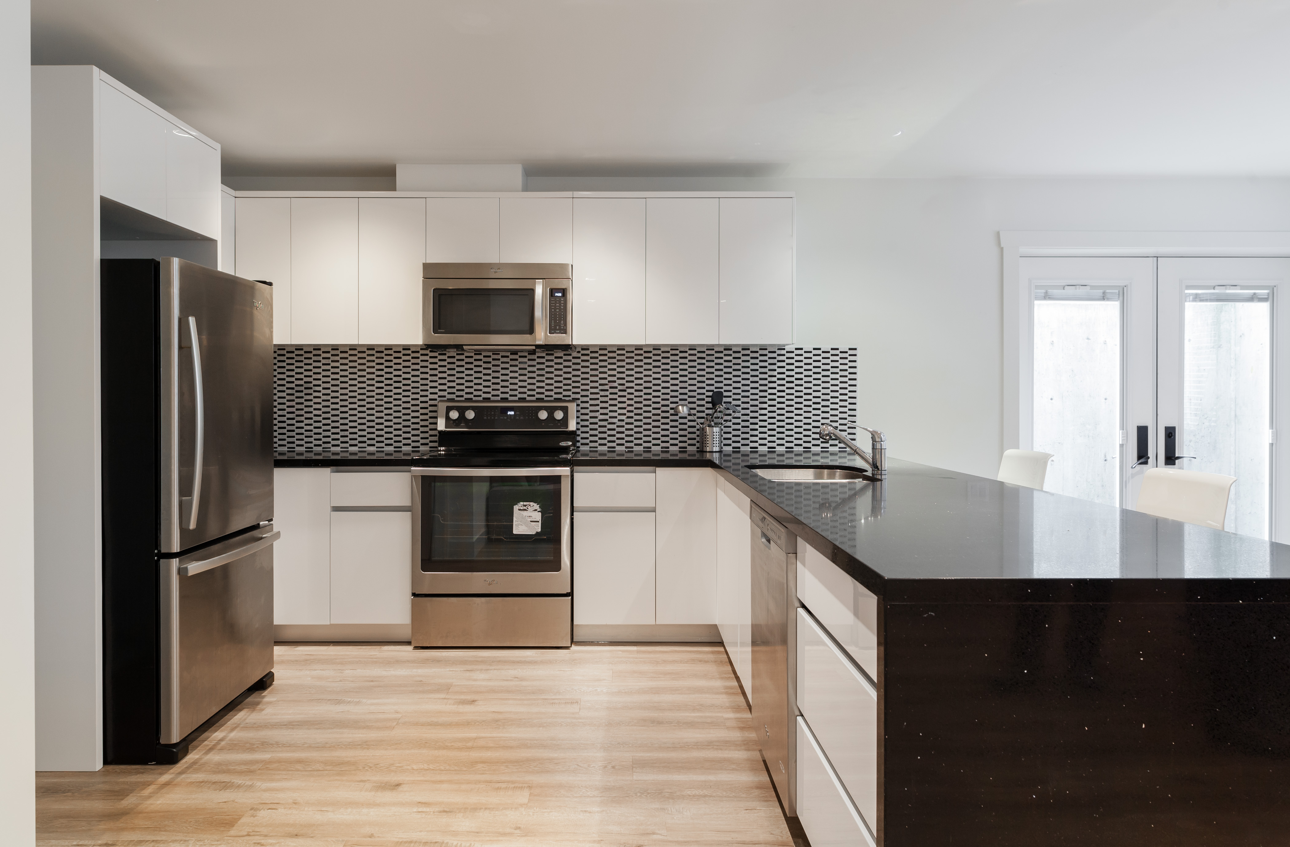 1079 Canyon Blvd, North Vancouver 36
