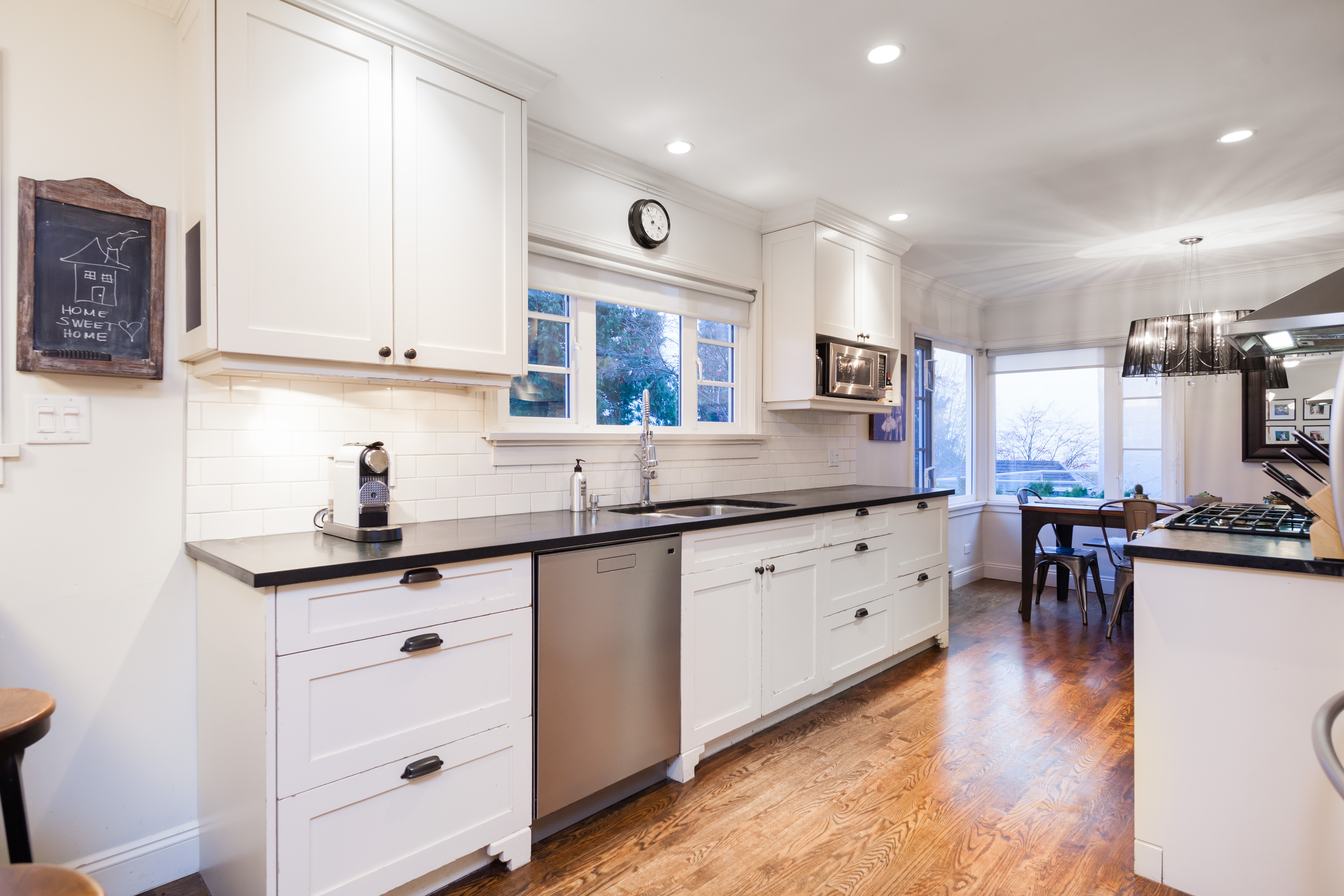 131 W St. James Road 12