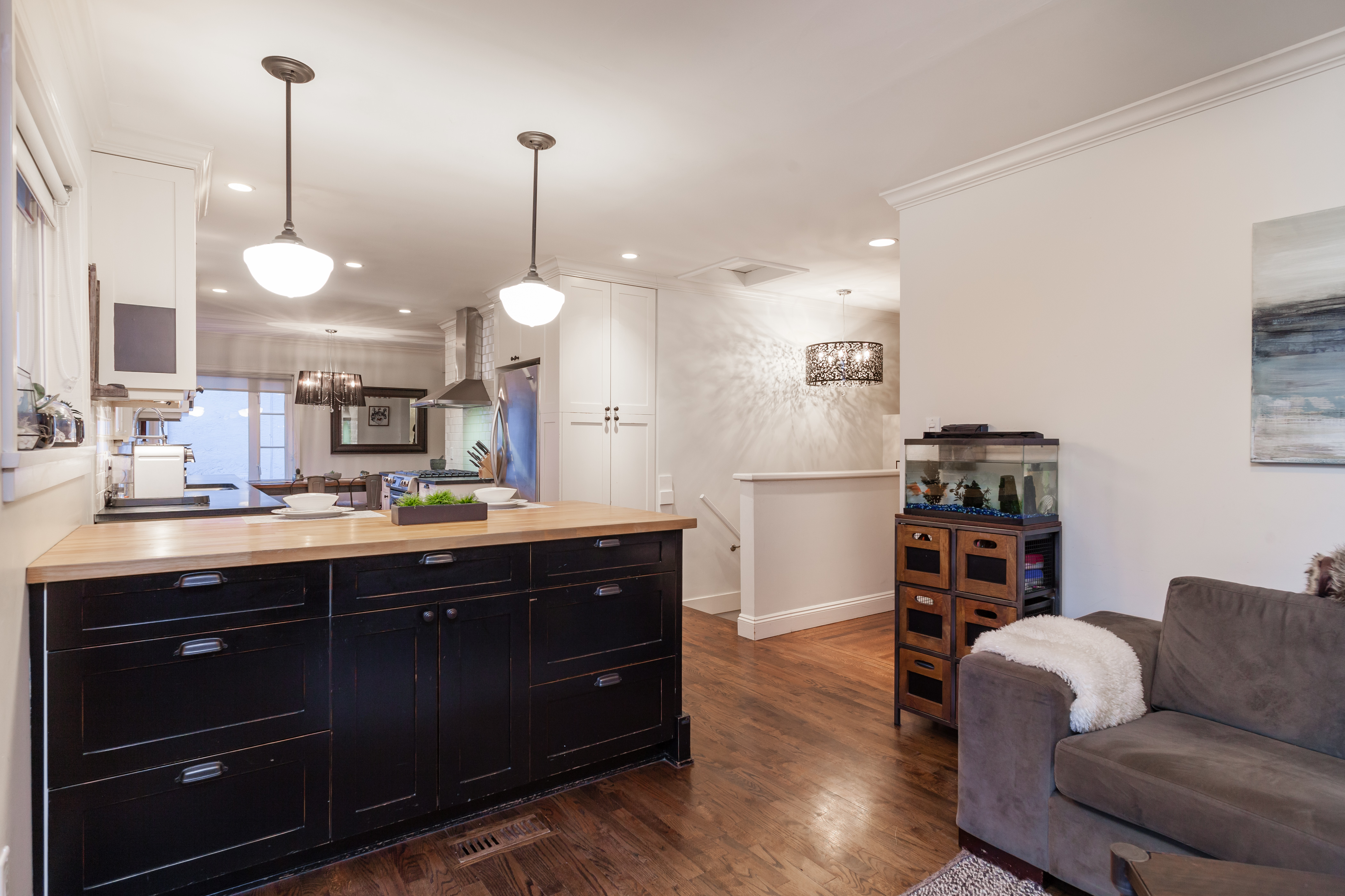 131 W St. James Road 15