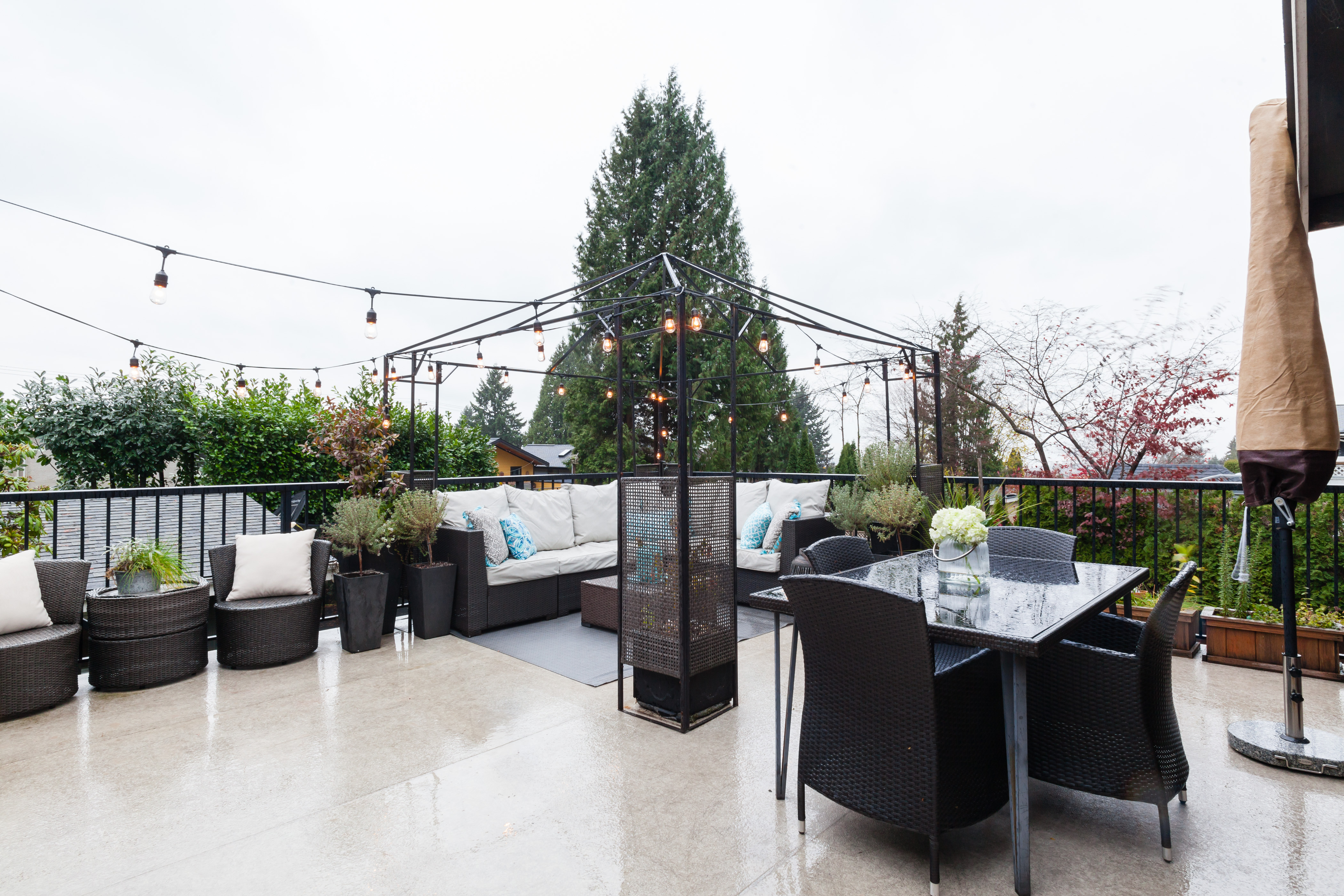 131 W St. James Road 18