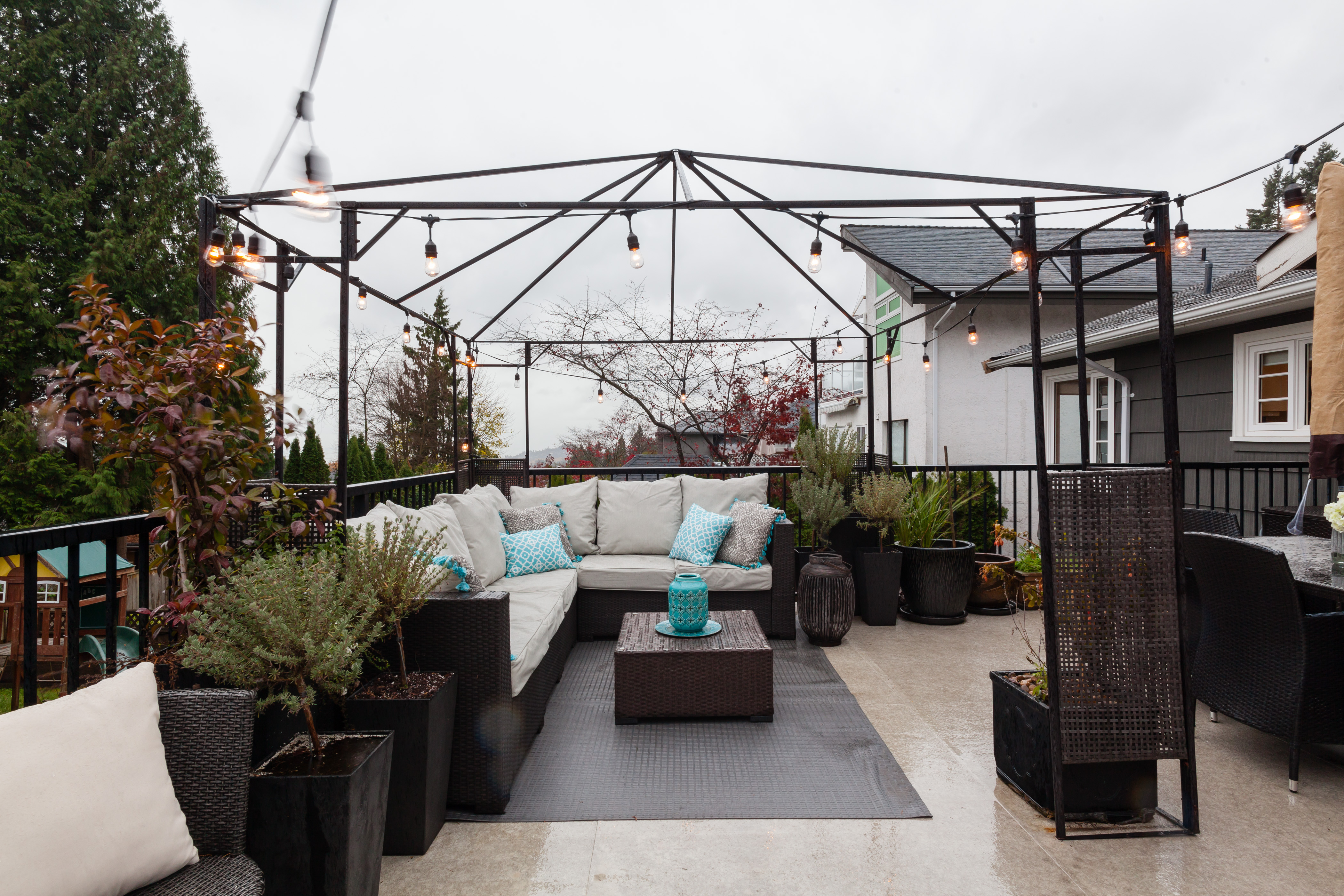 131 W St. James Road 11