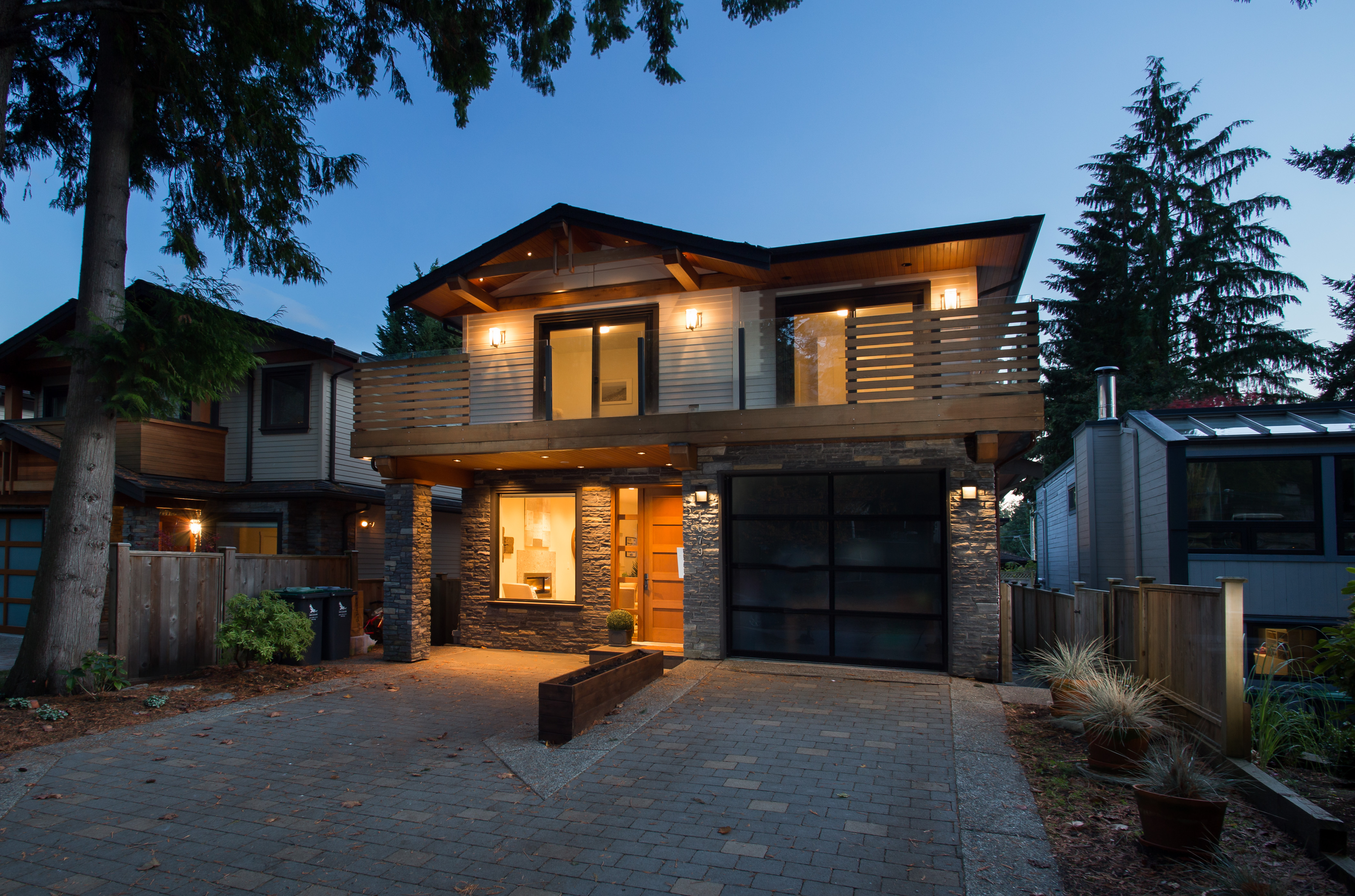 1079 Canyon Blvd, North Vancouver 43
