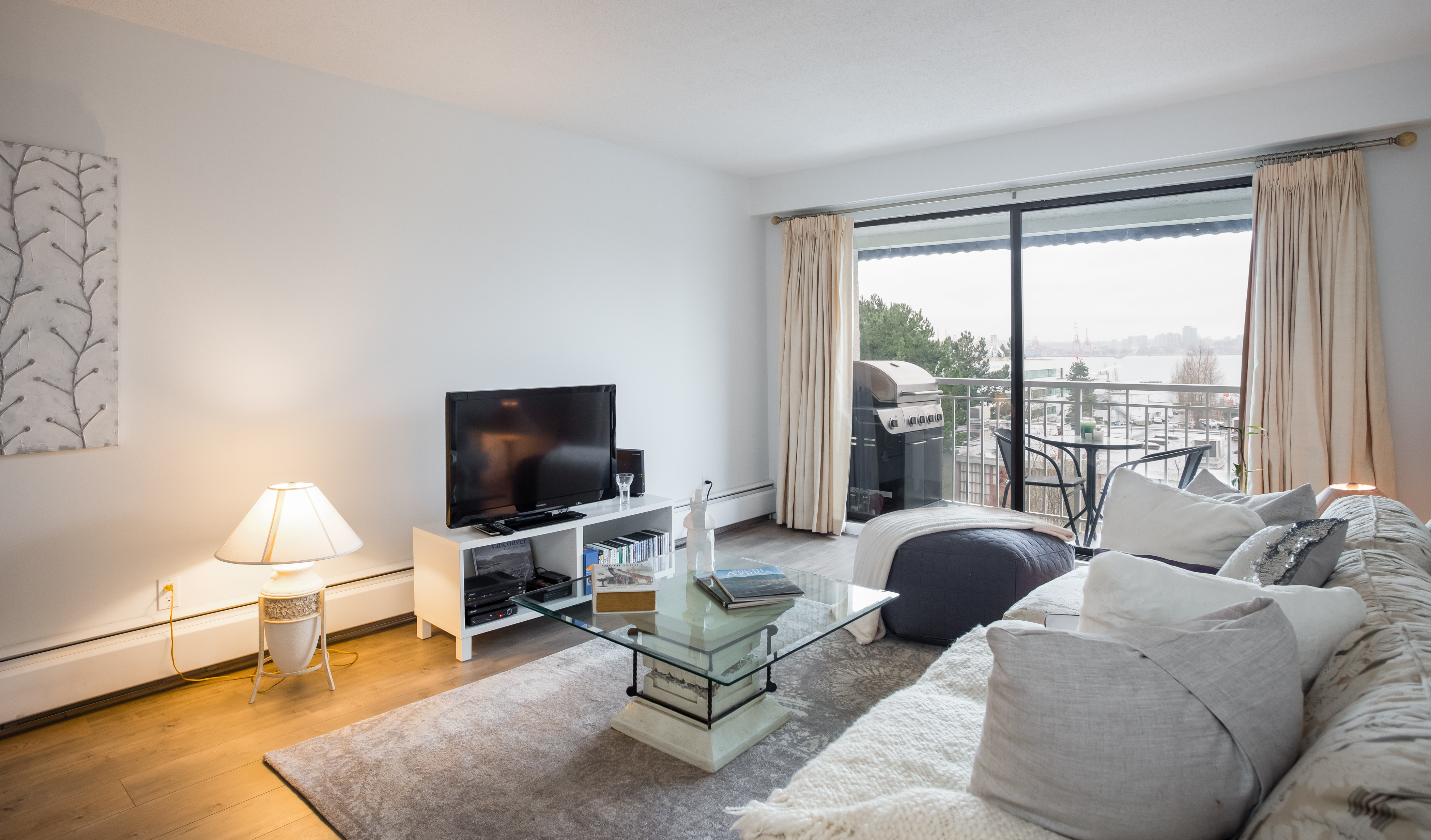 305 - 306 W 1st St, North Vancouver 7