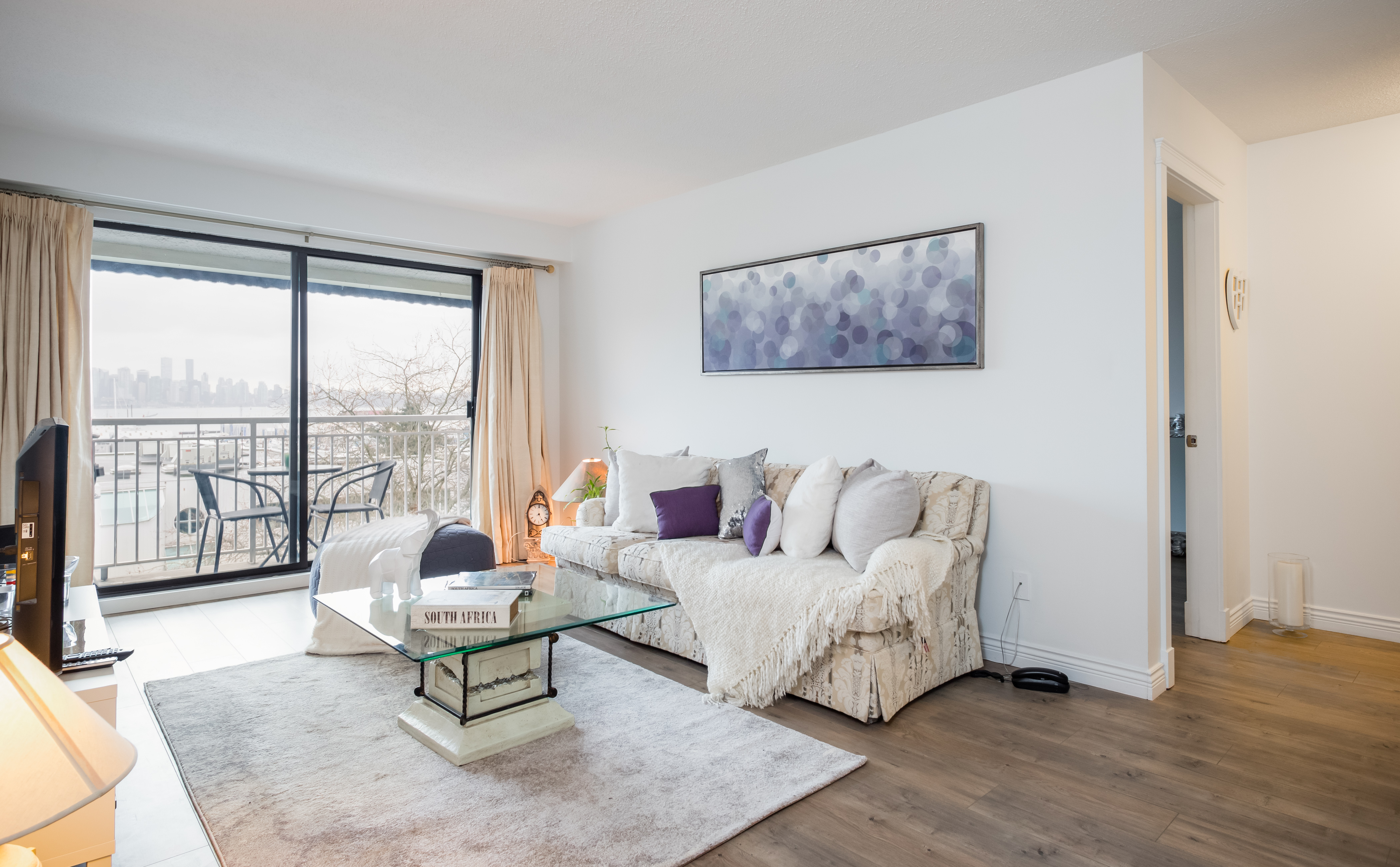 305 - 306 W 1st St, North Vancouver 6