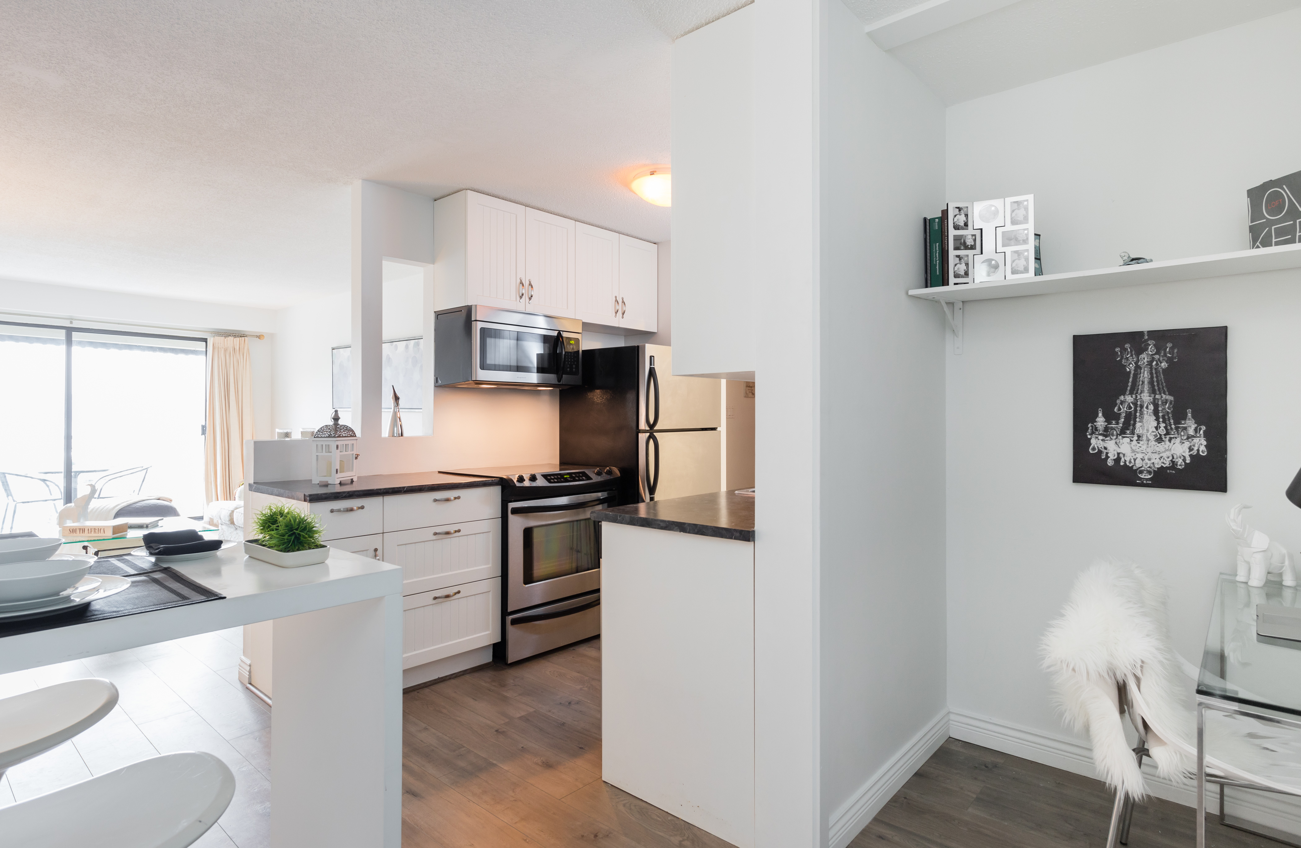 305 - 306 W 1st St, North Vancouver 16