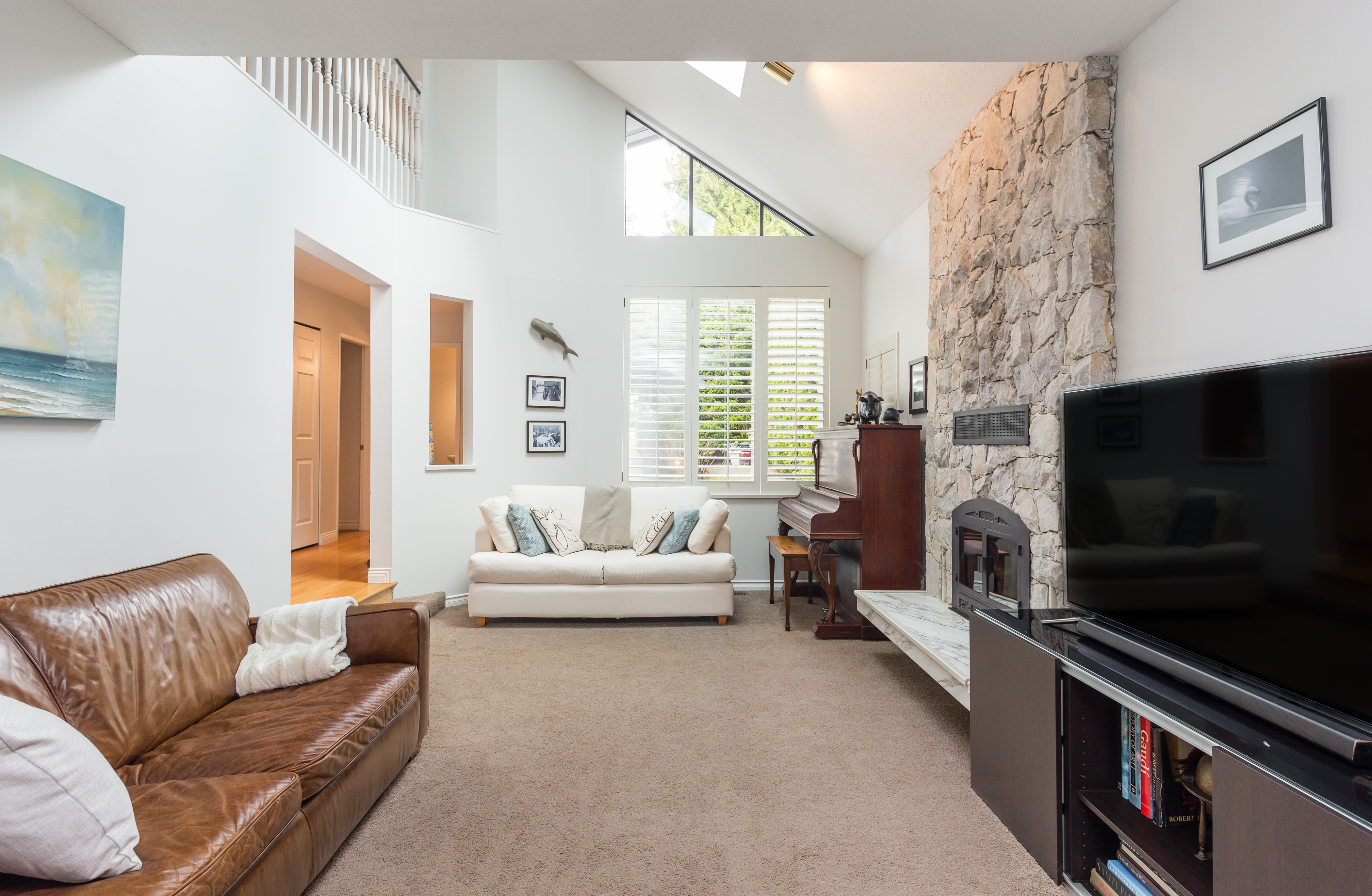 829 Clements Ave, North Vancouver 2