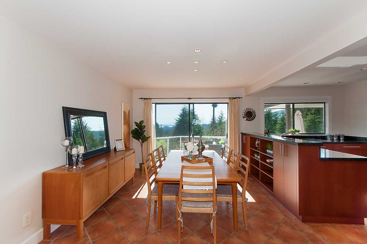5515 Molina Road, North Vancouver 7