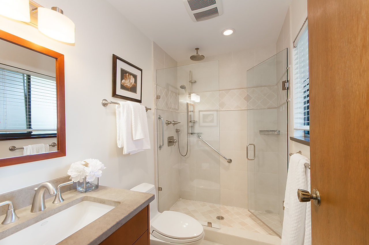 5515 Molina Road, North Vancouver 21