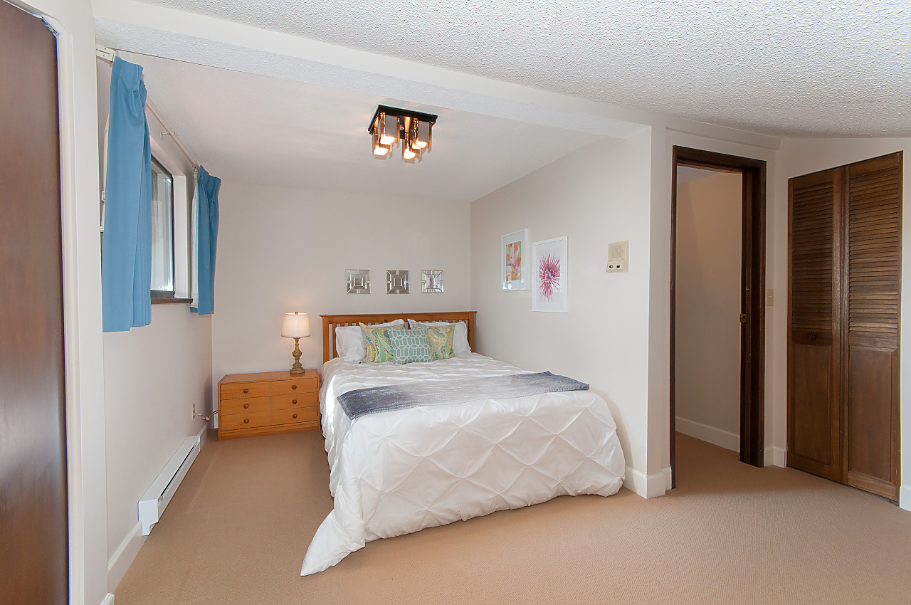 5515 Molina Road, North Vancouver 22