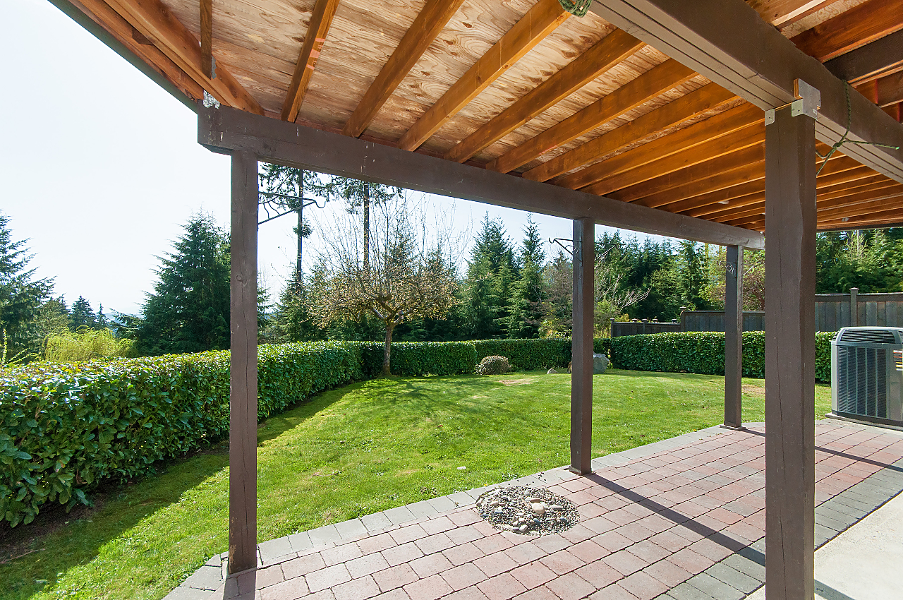 5515 Molina Road, North Vancouver 41