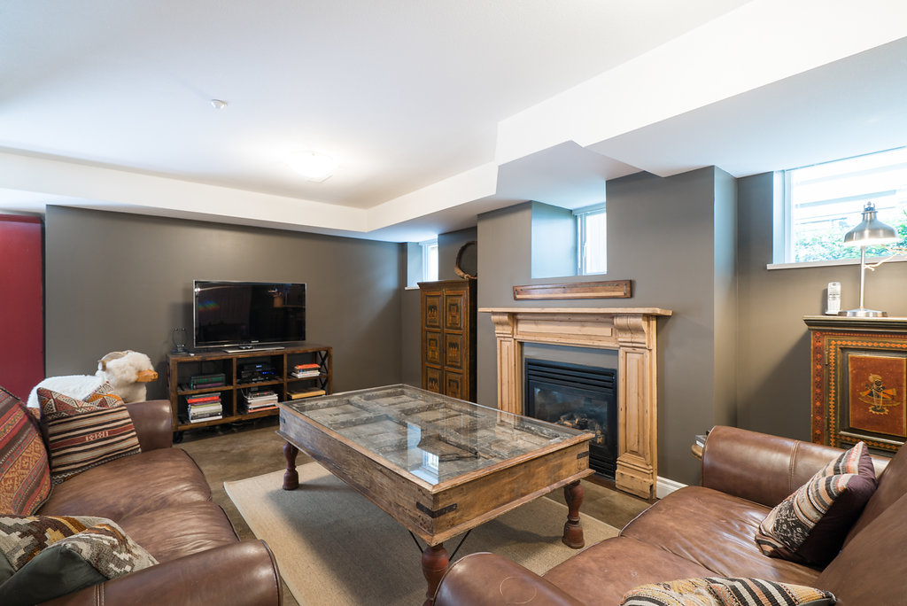 3773 Edgemont Boulevard, North Vancouver 29
