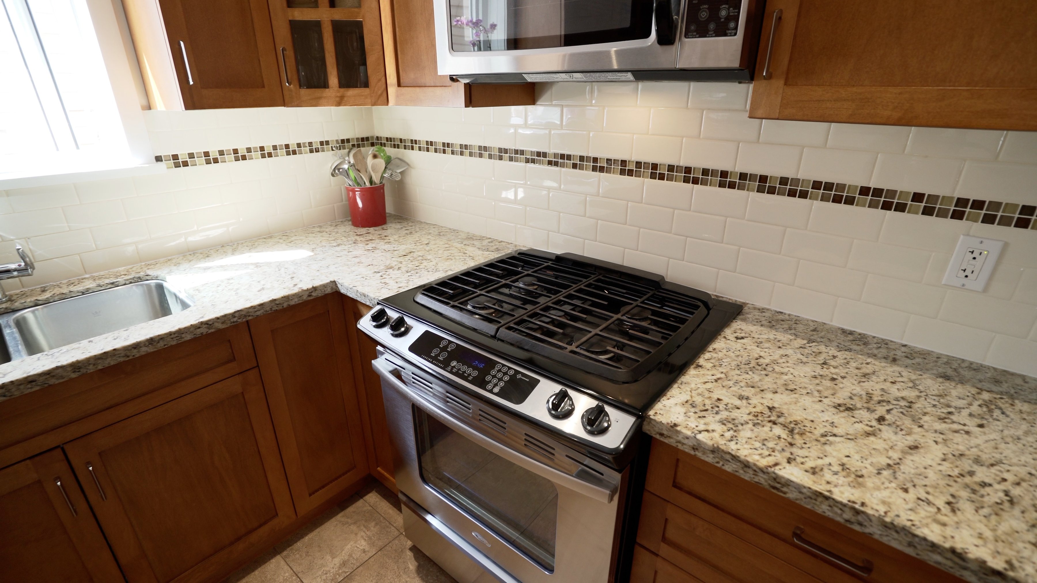 2081 E 2nd Ave, Vancouver 10
