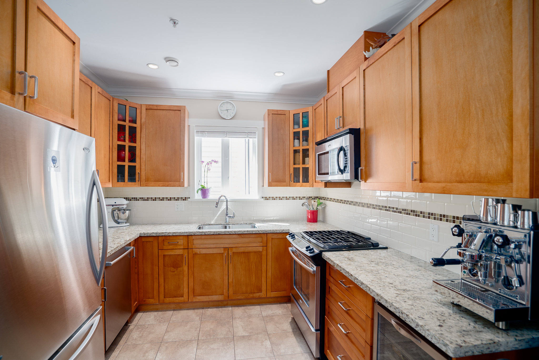 2081 E 2nd Ave, Vancouver 9