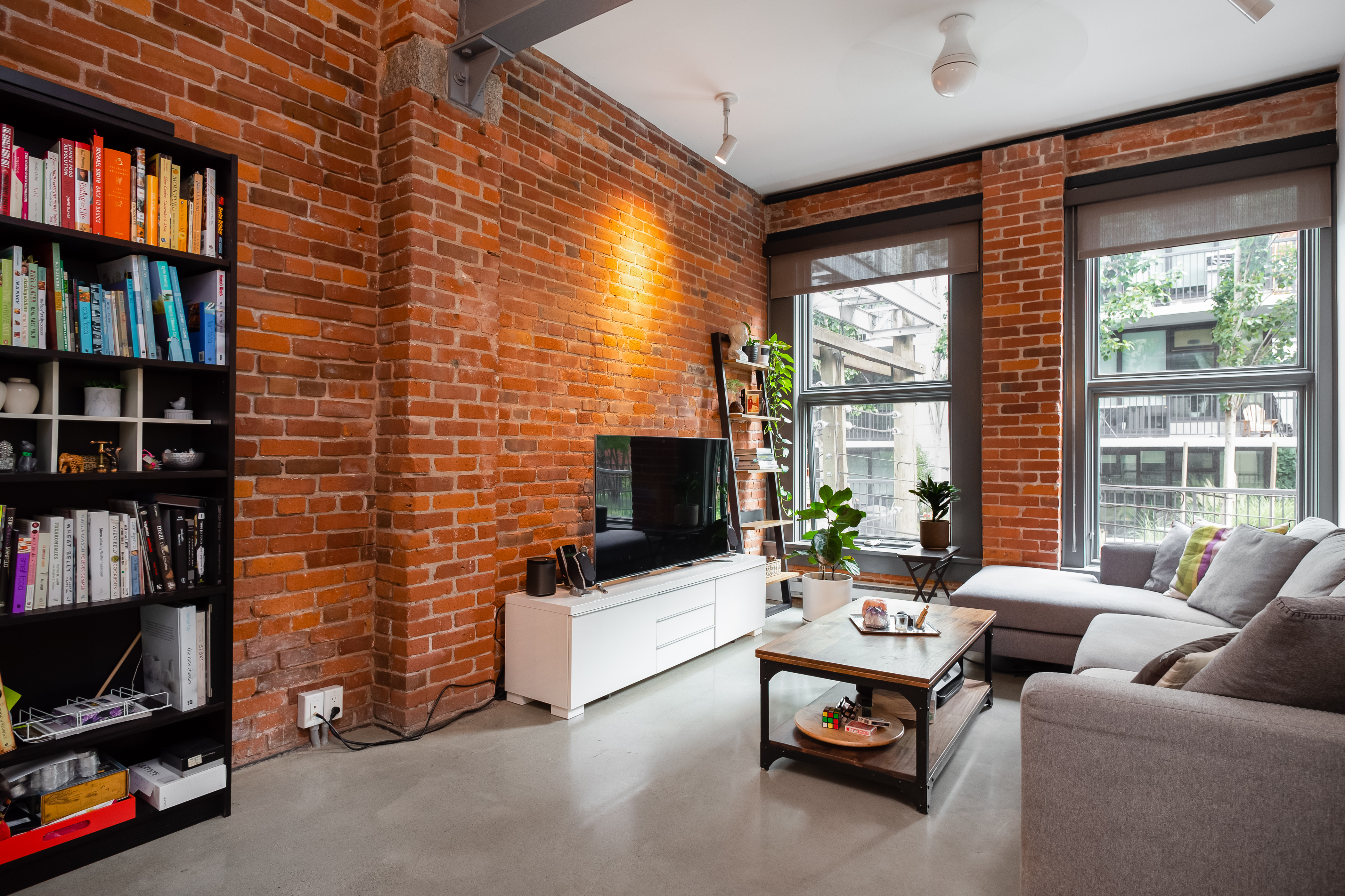 304 - 53 W Hastings St, Vancouver 2