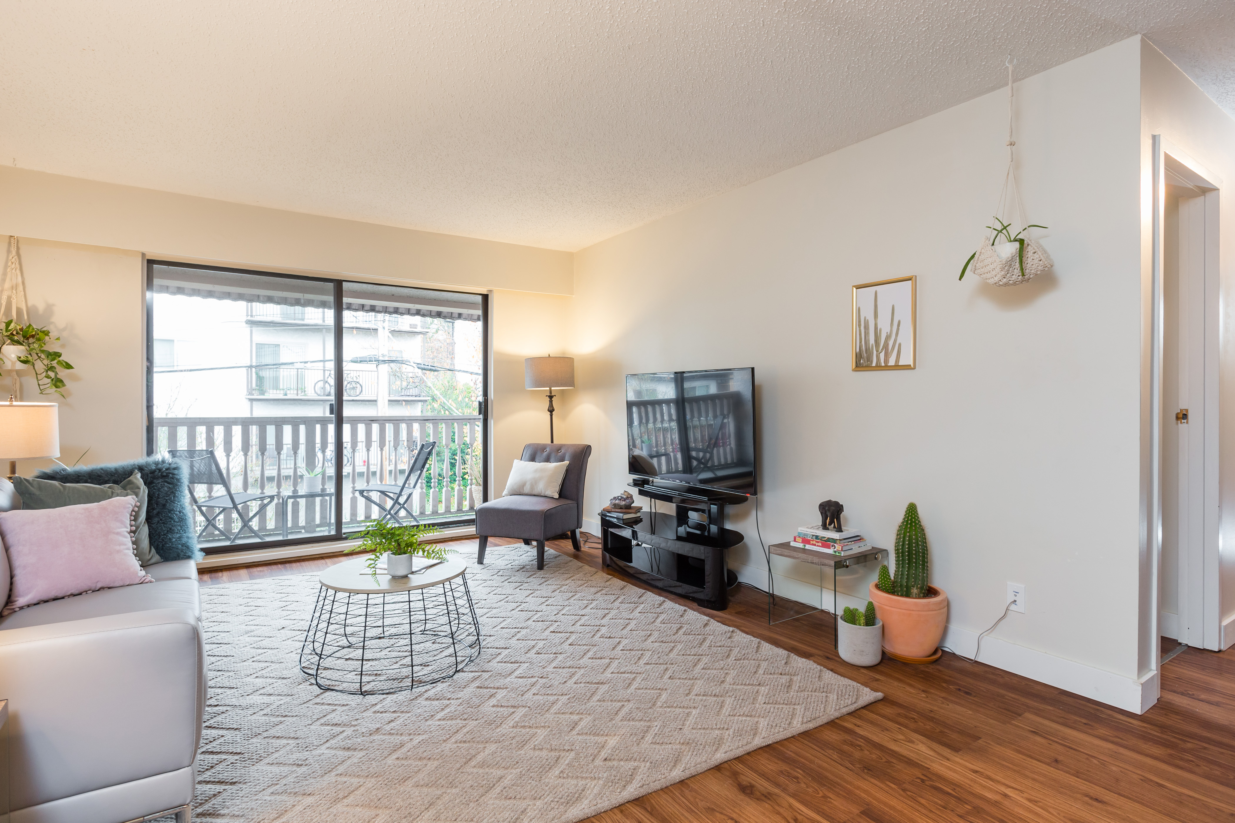 #302 - 236 W 2nd St, North Vancouver 4