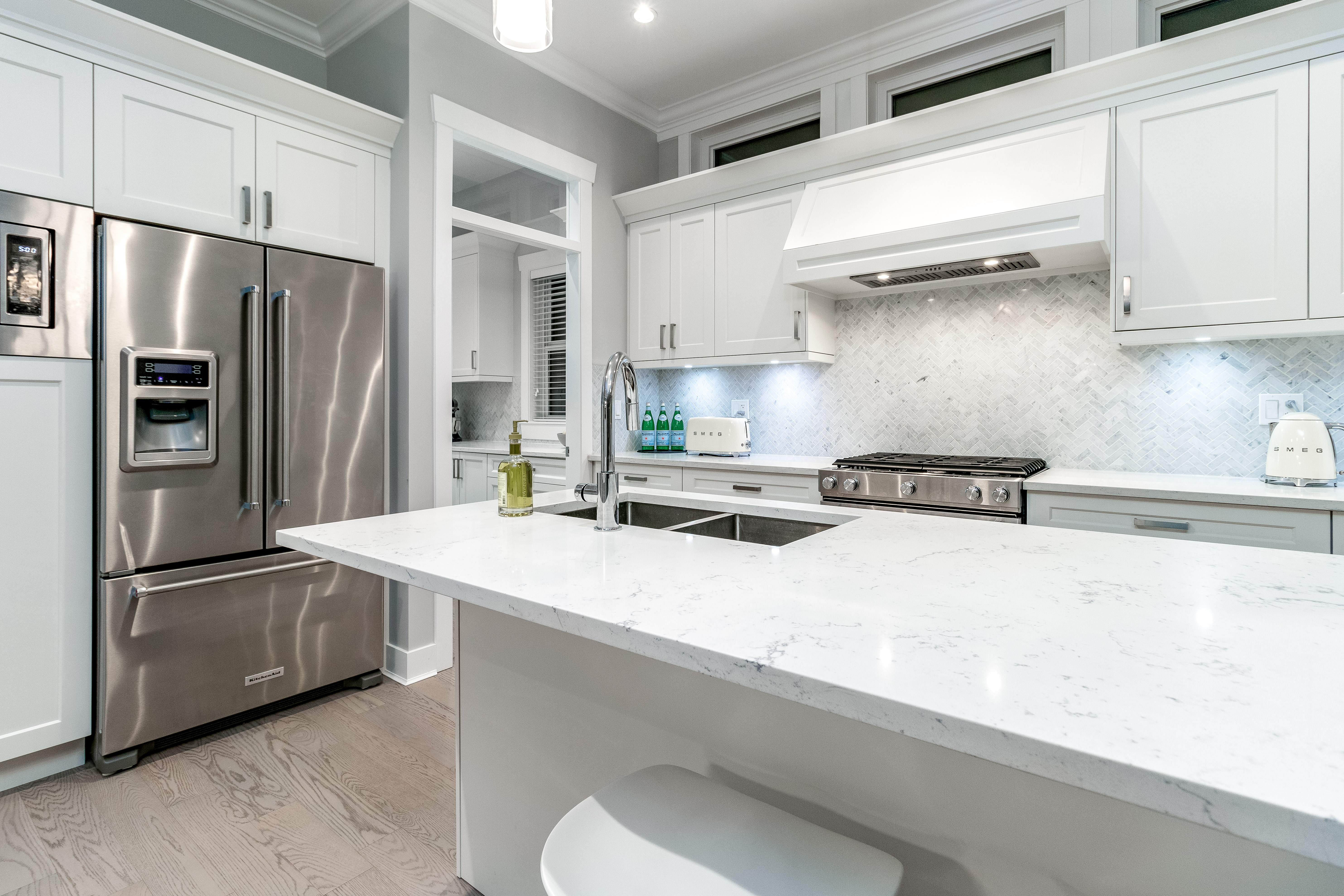 322 E 19th St, North Vancouver 17