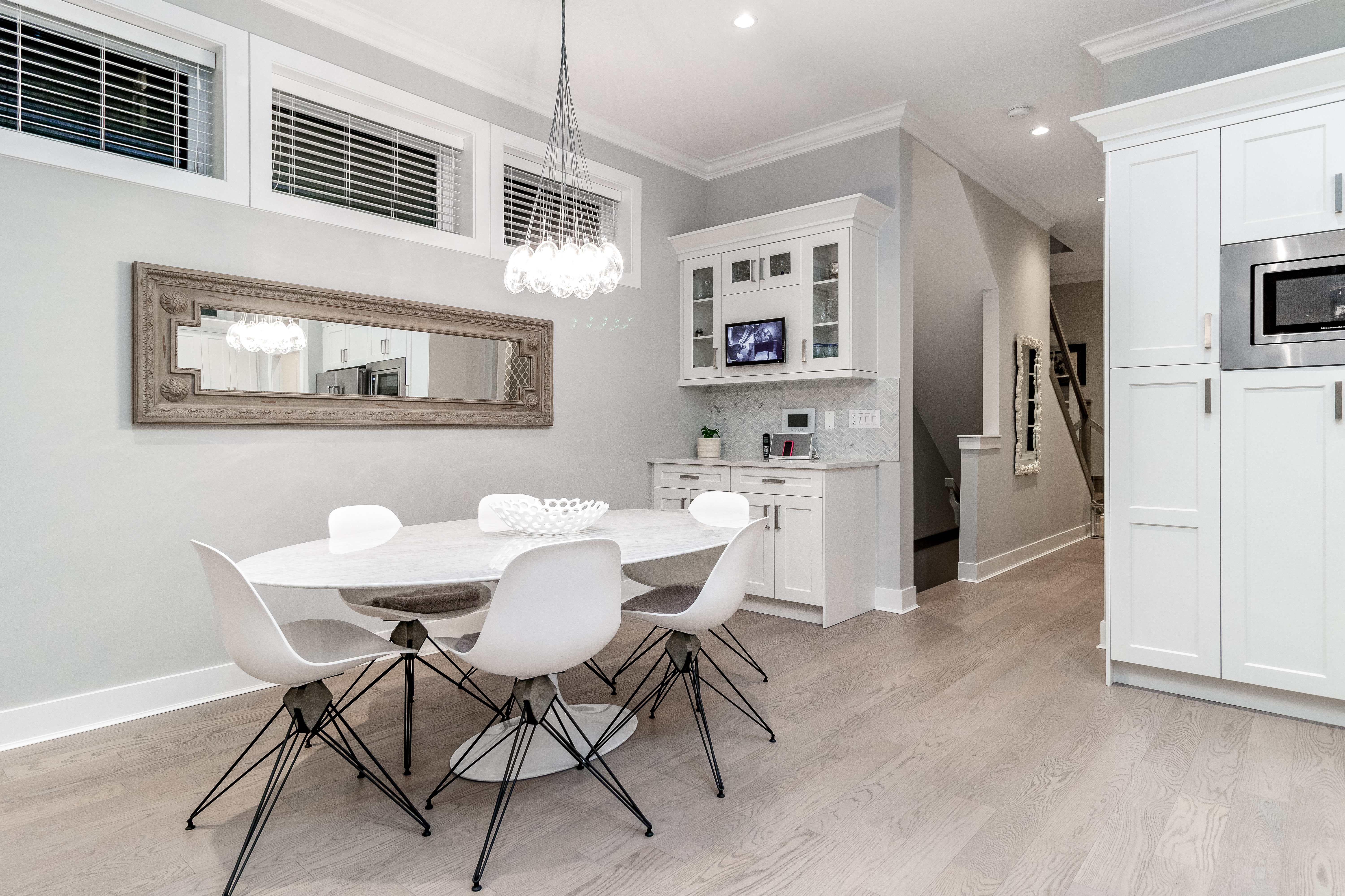 322 E 19th St, North Vancouver 22