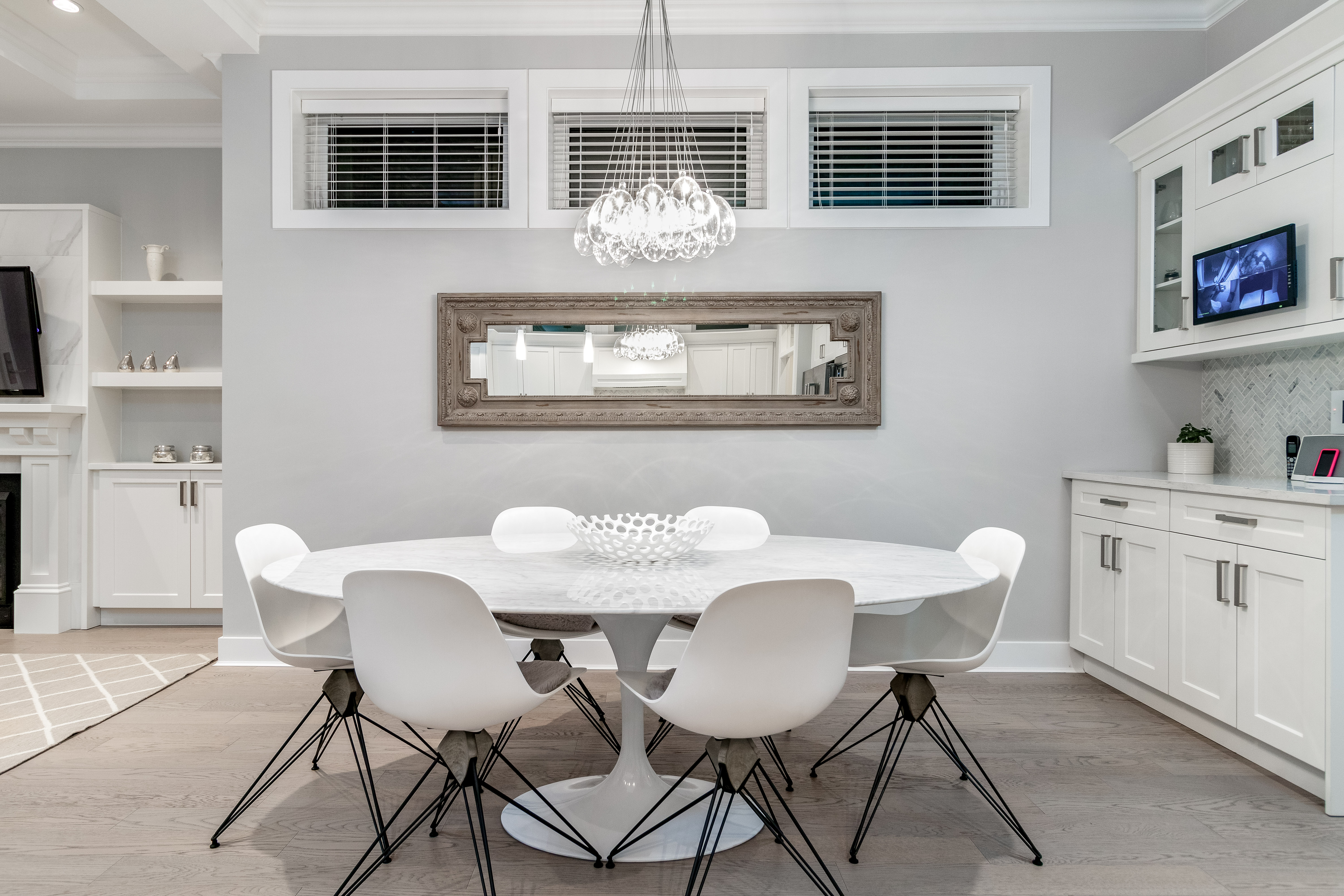 322 E 19th St, North Vancouver