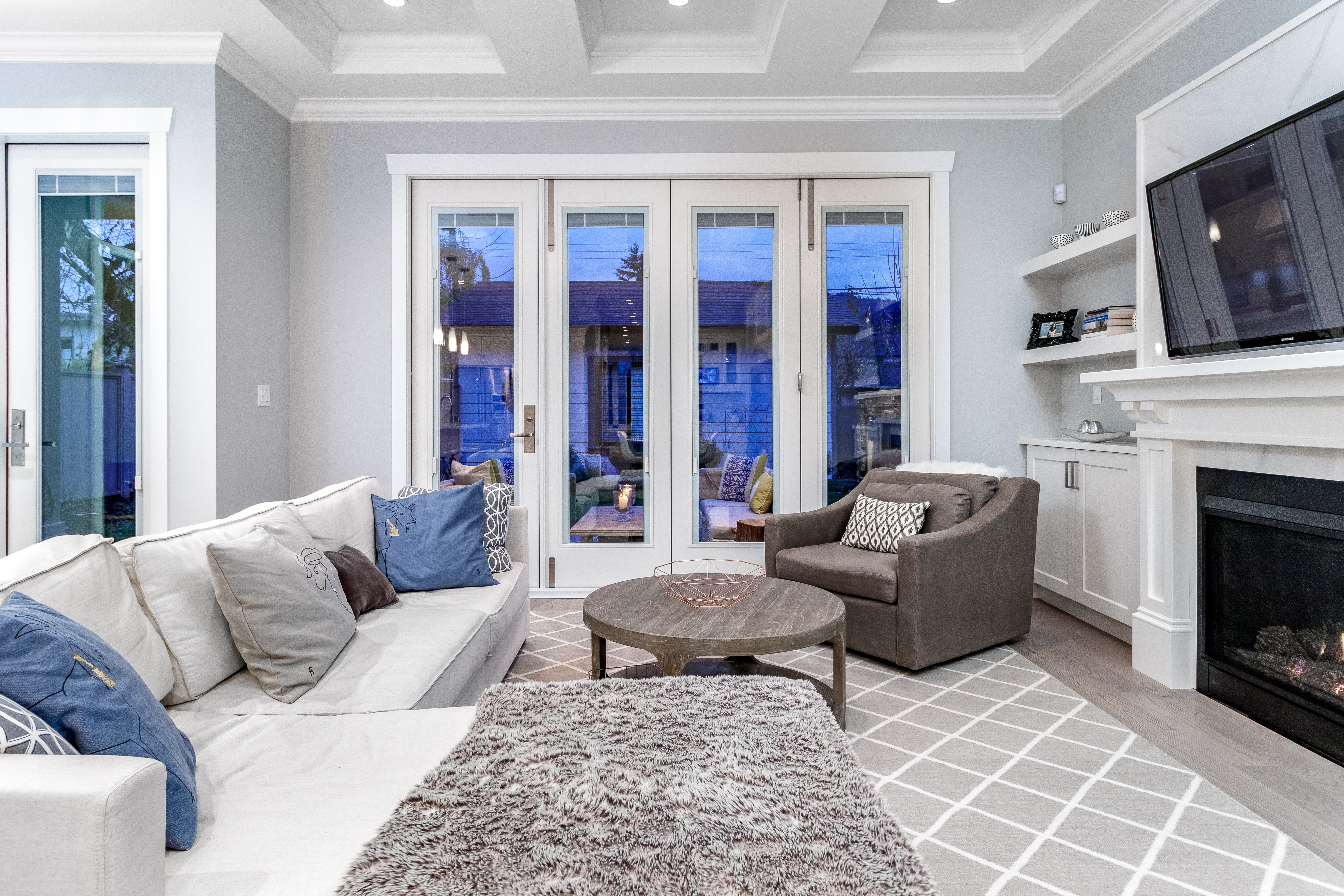 322 E 19th St, North Vancouver 24