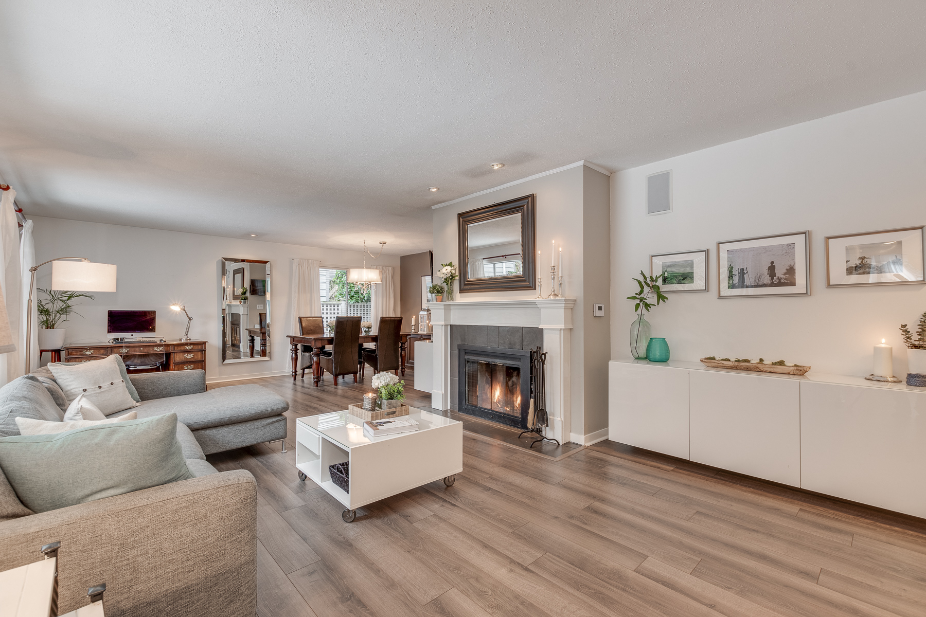 553 W 23rd St, North Vancouver 2