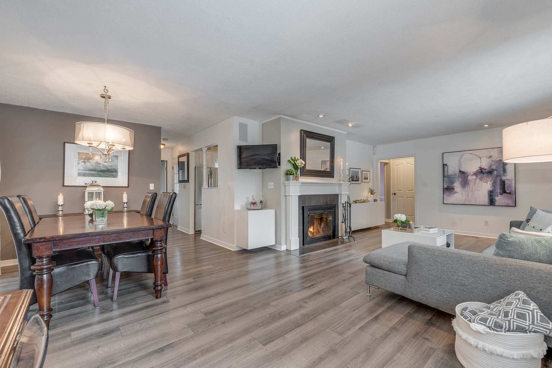 553 W 23rd St, North Vancouver 7