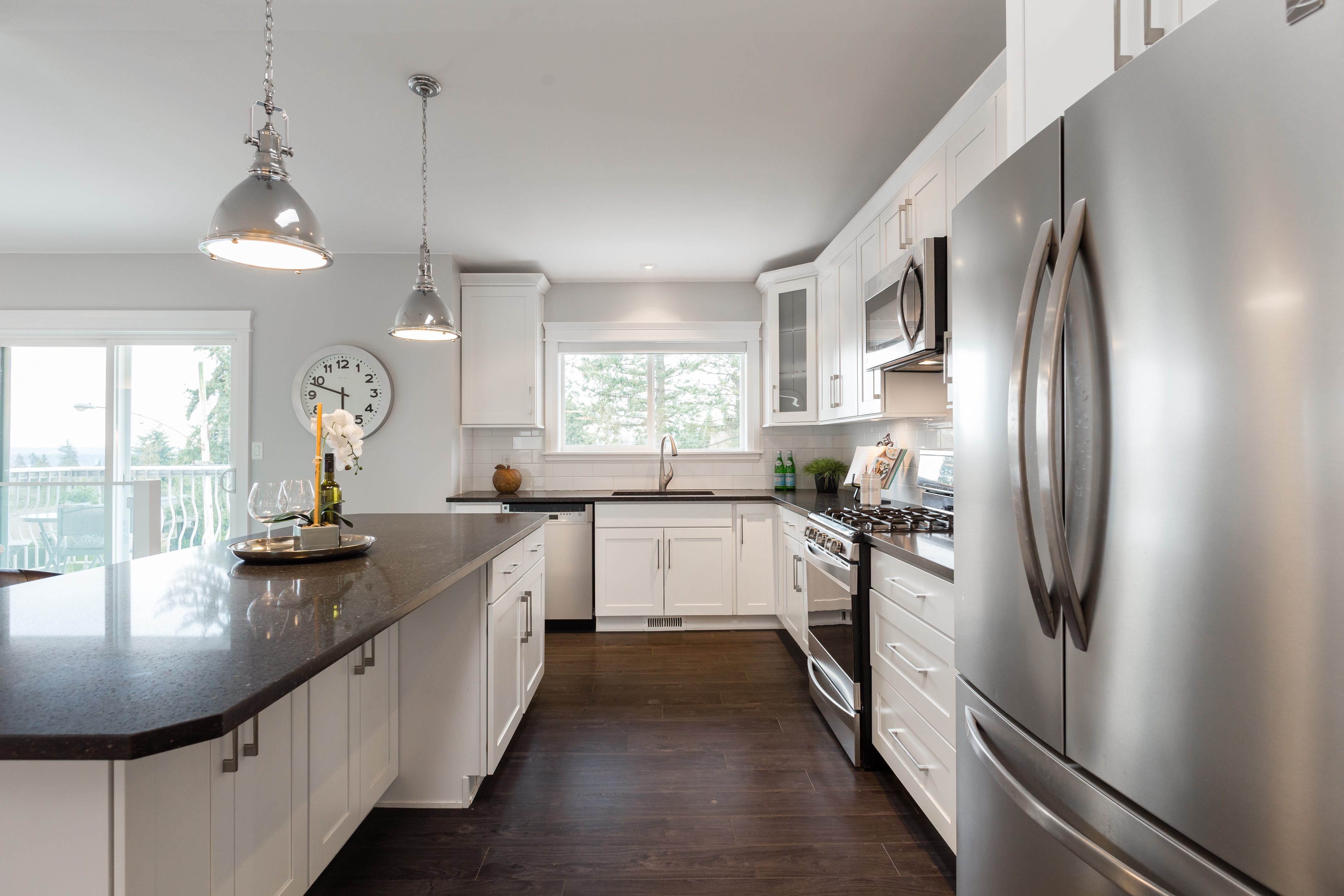 2616 Jones Ave, North Vancouver 19