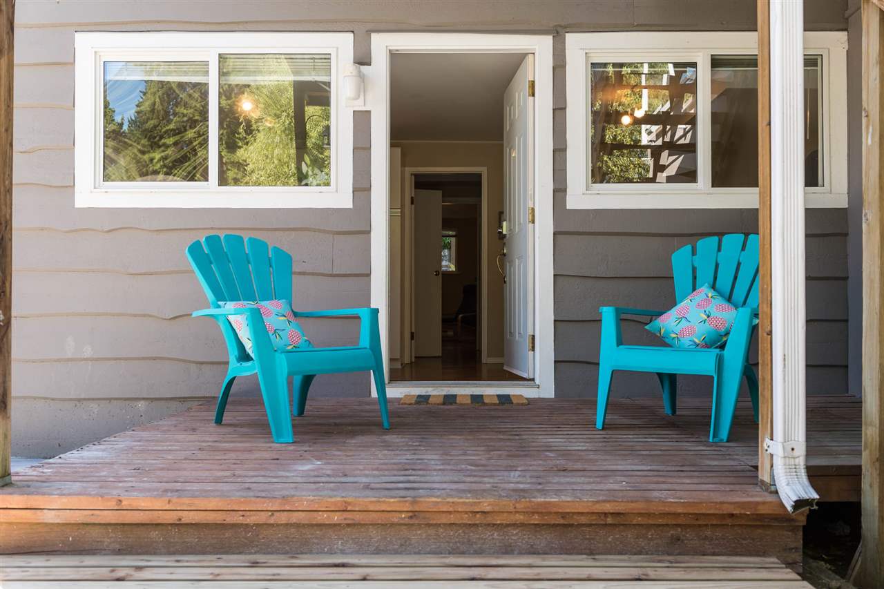 1950 Deep Cove Road, North Vancouver 12