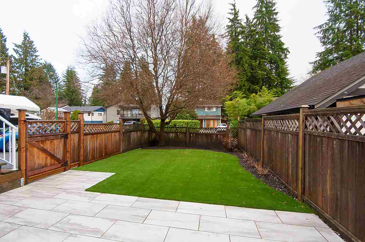 1950 Deep Cove Road, North Vancouver 17