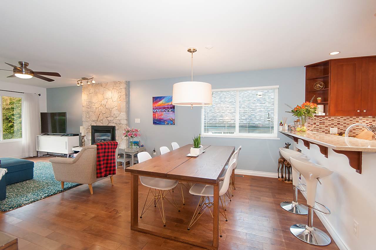 1950 Deep Cove Road, North Vancouver 5
