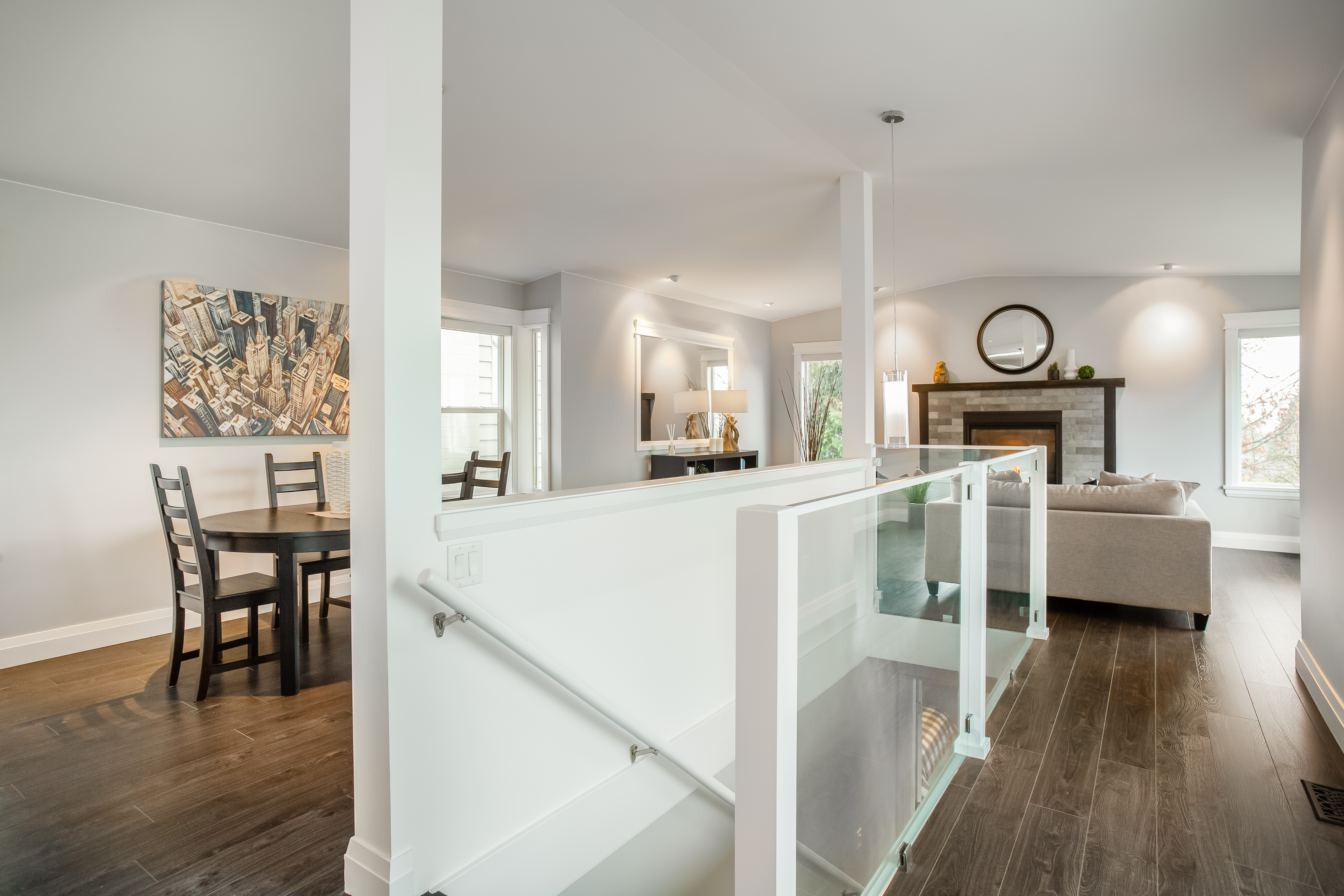 2616 Jones Ave, North Vancouver 29