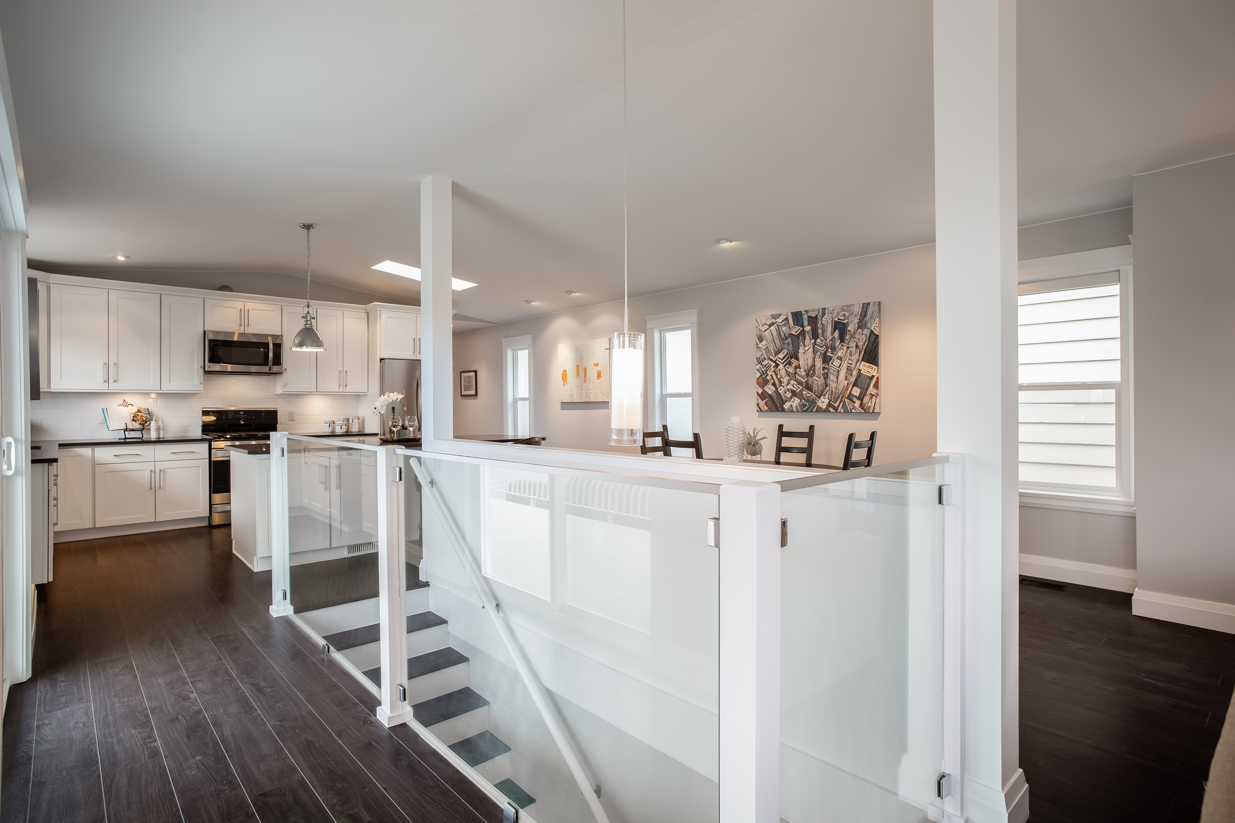 2616 Jones Ave, North Vancouver 24