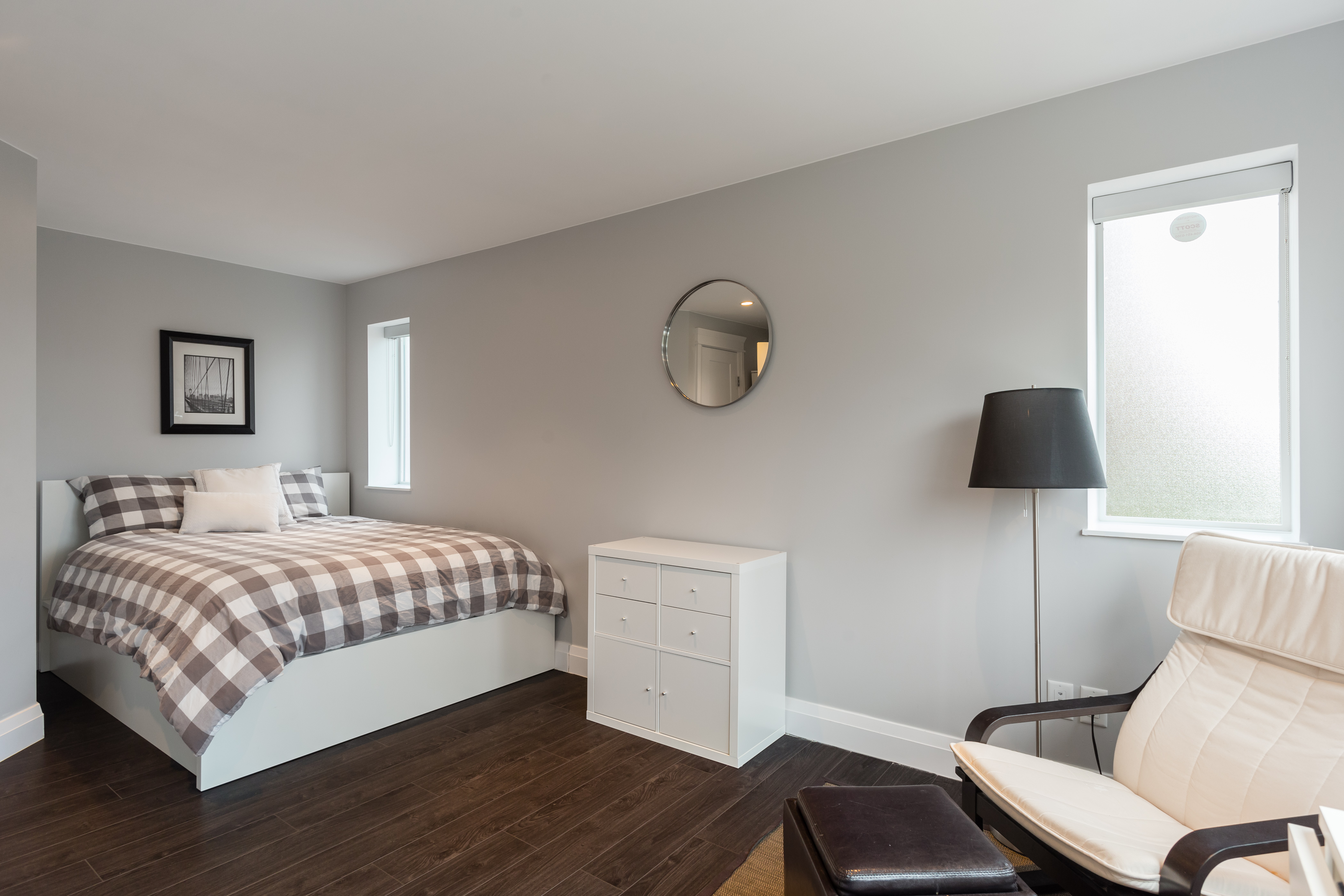 2616 Jones Ave, North Vancouver 47