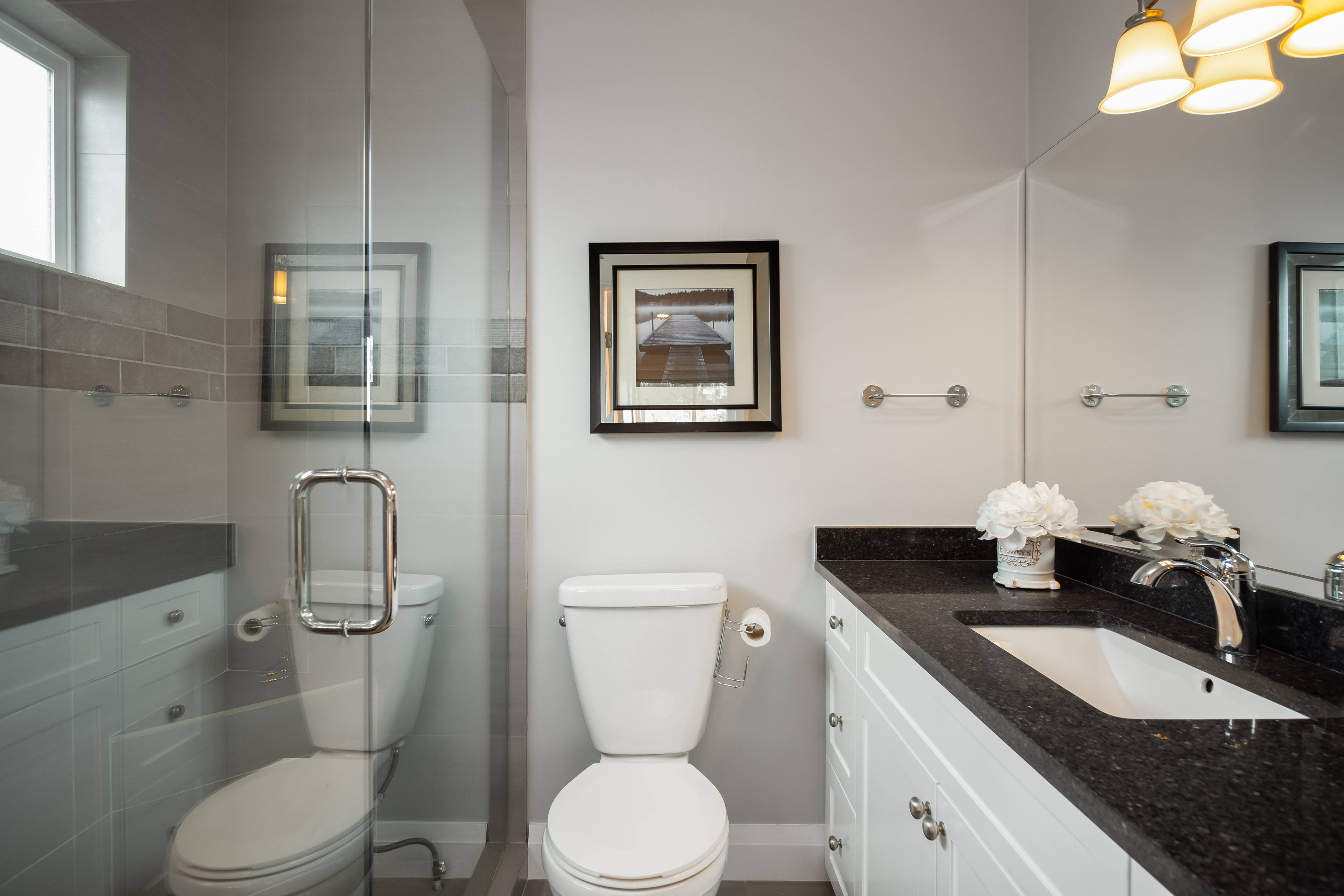 2616 Jones Ave, North Vancouver 39