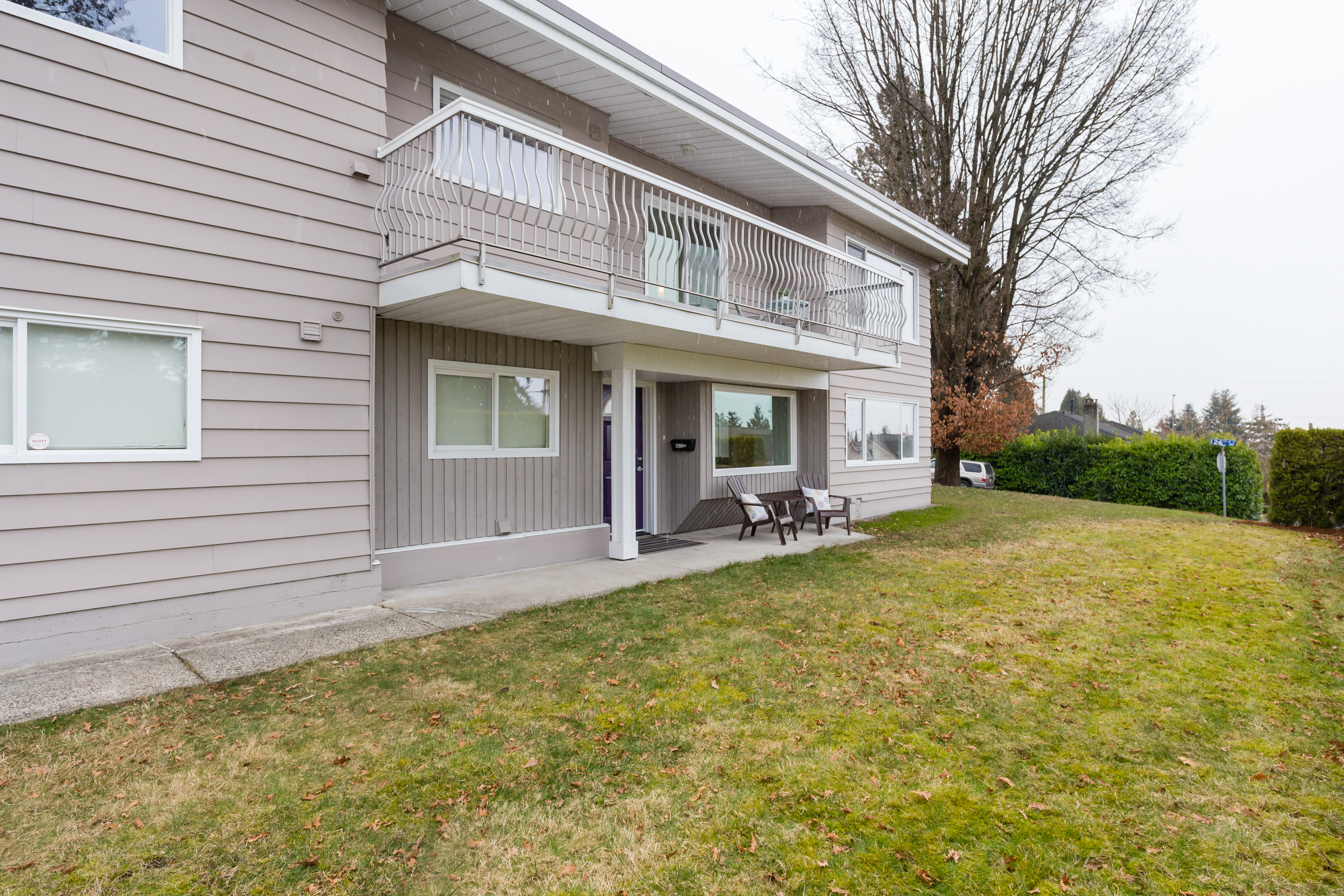 2616 Jones Ave, North Vancouver 49