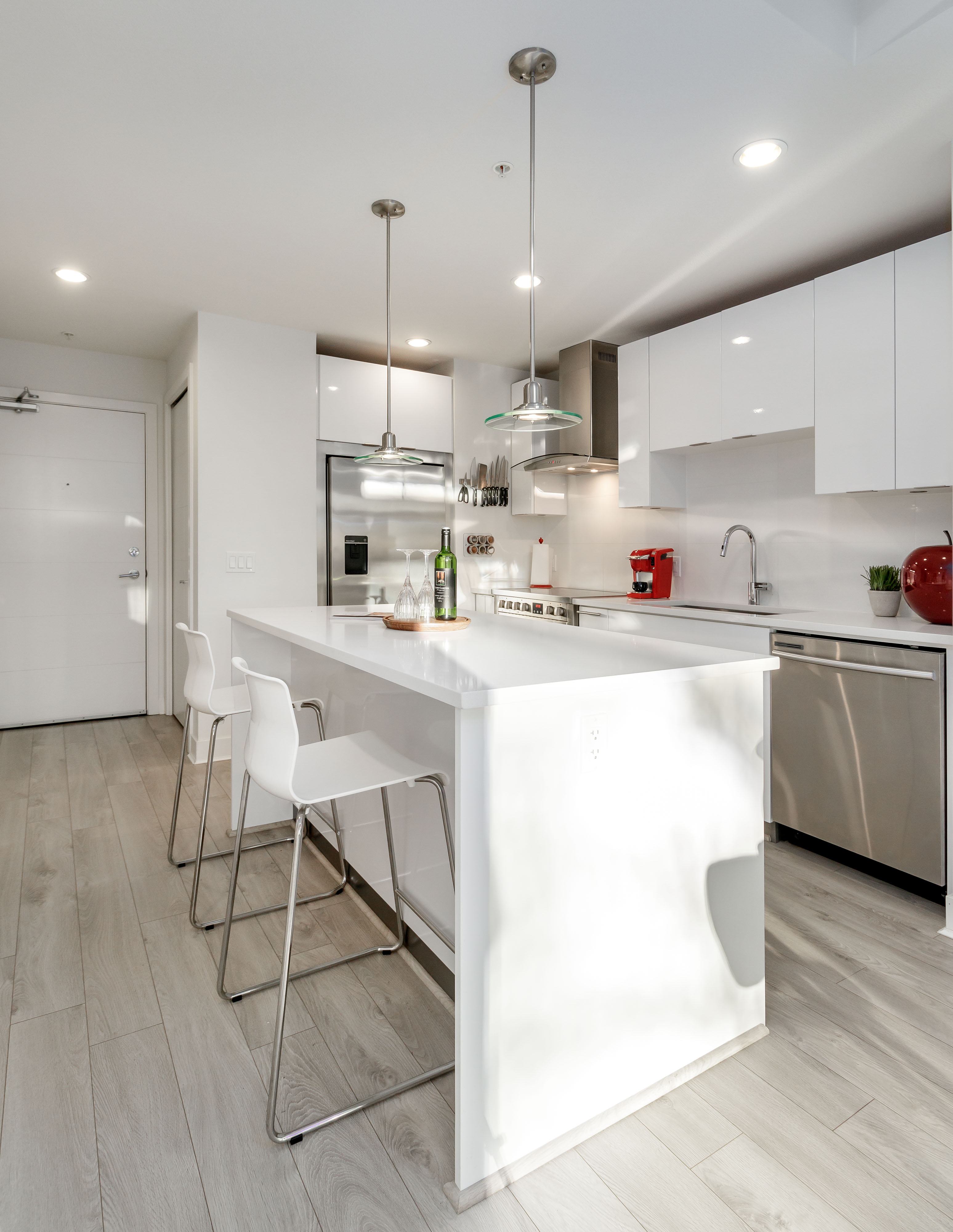 #606 - 733 W 3rd St, North Vancouver 4
