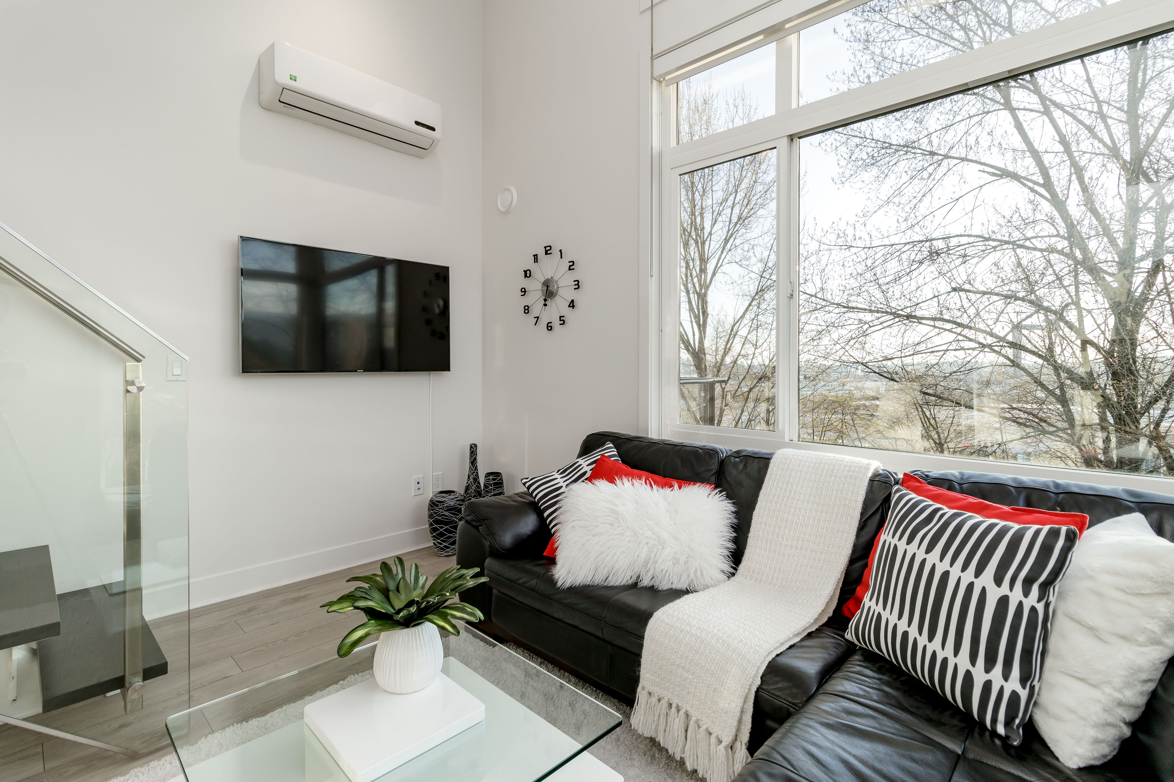 #606 - 733 W 3rd St, North Vancouver 14