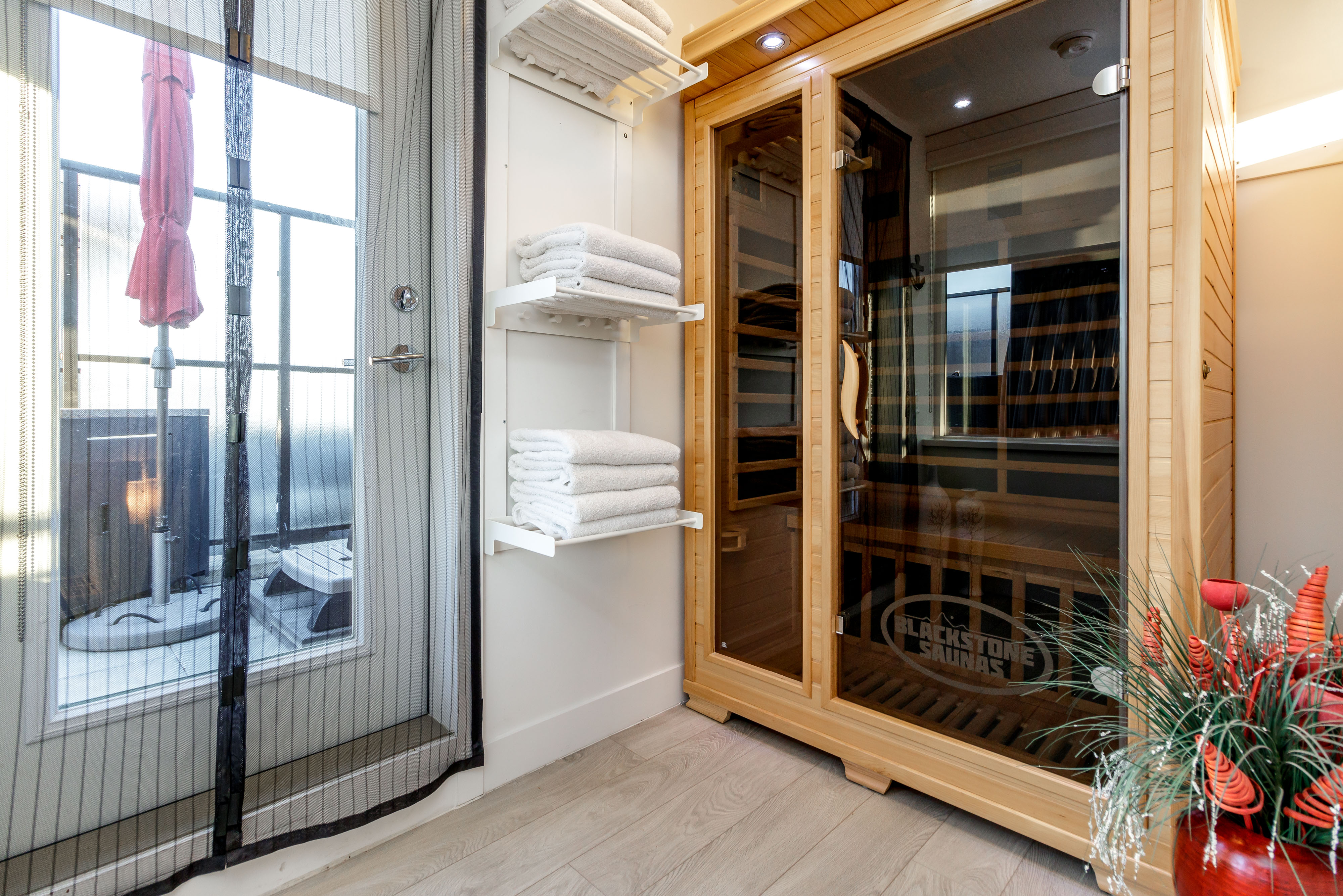 #606 - 733 W 3rd St, North Vancouver 20