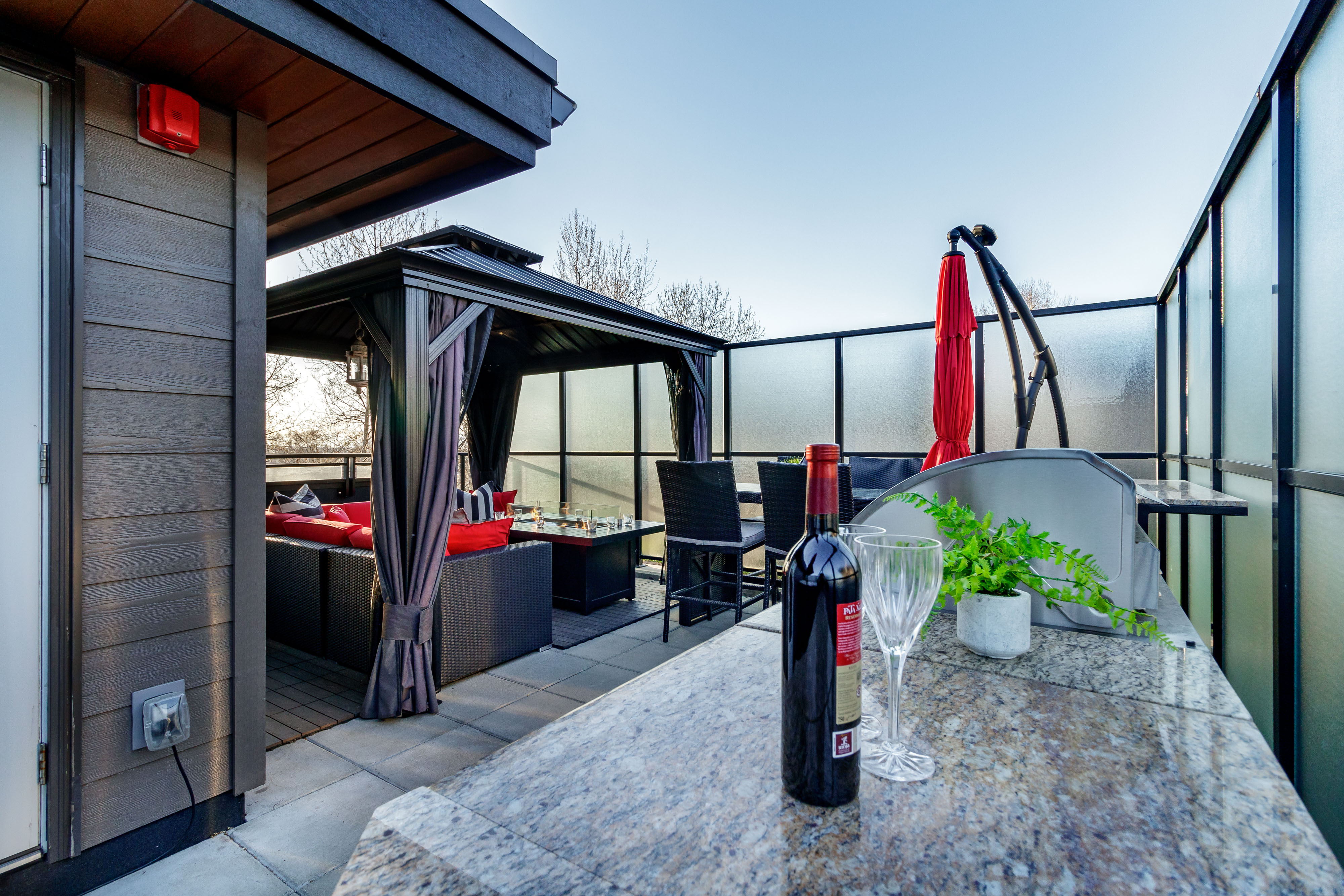 #606 - 733 W 3rd St, North Vancouver 22