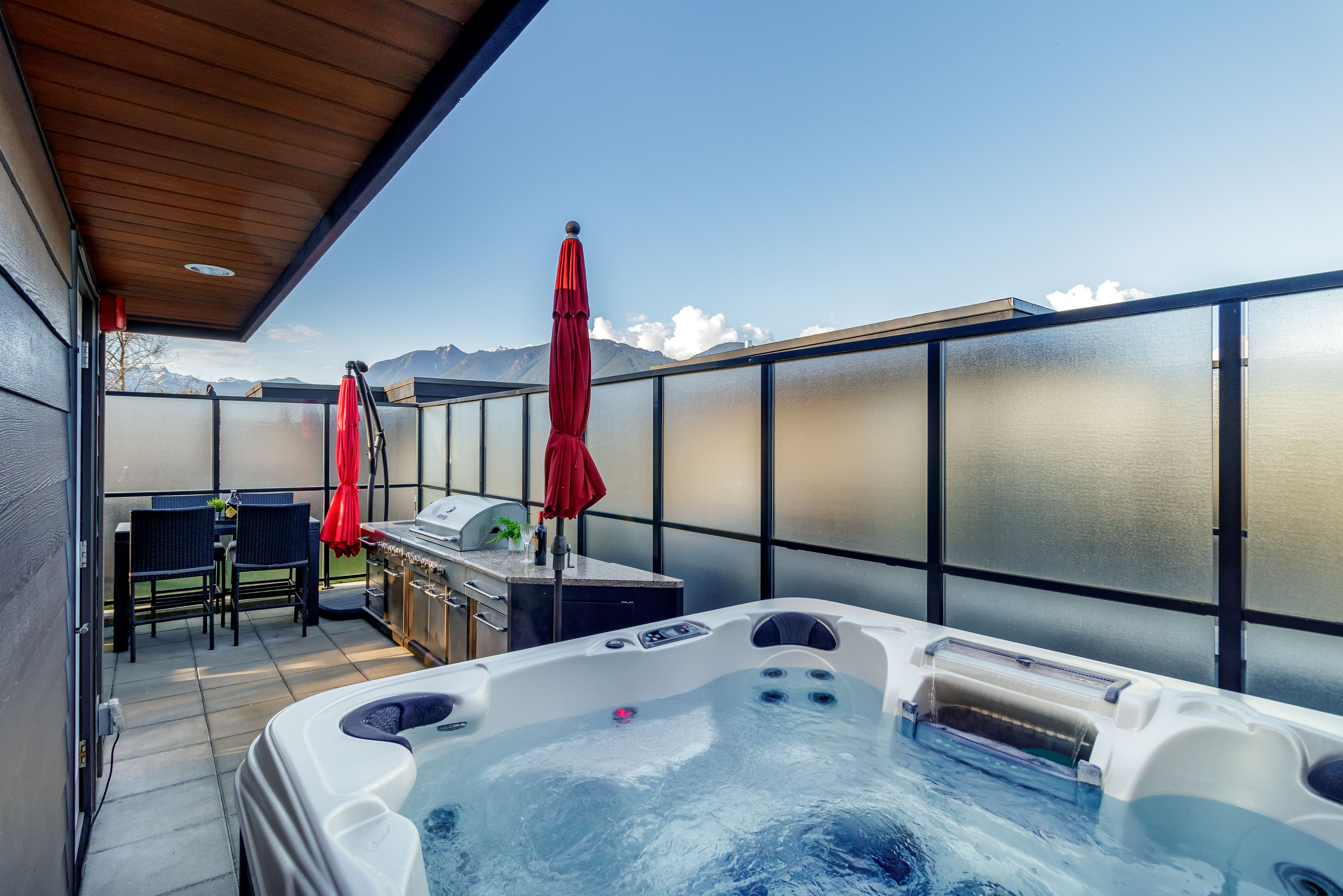 #606 - 733 W 3rd St, North Vancouver 26