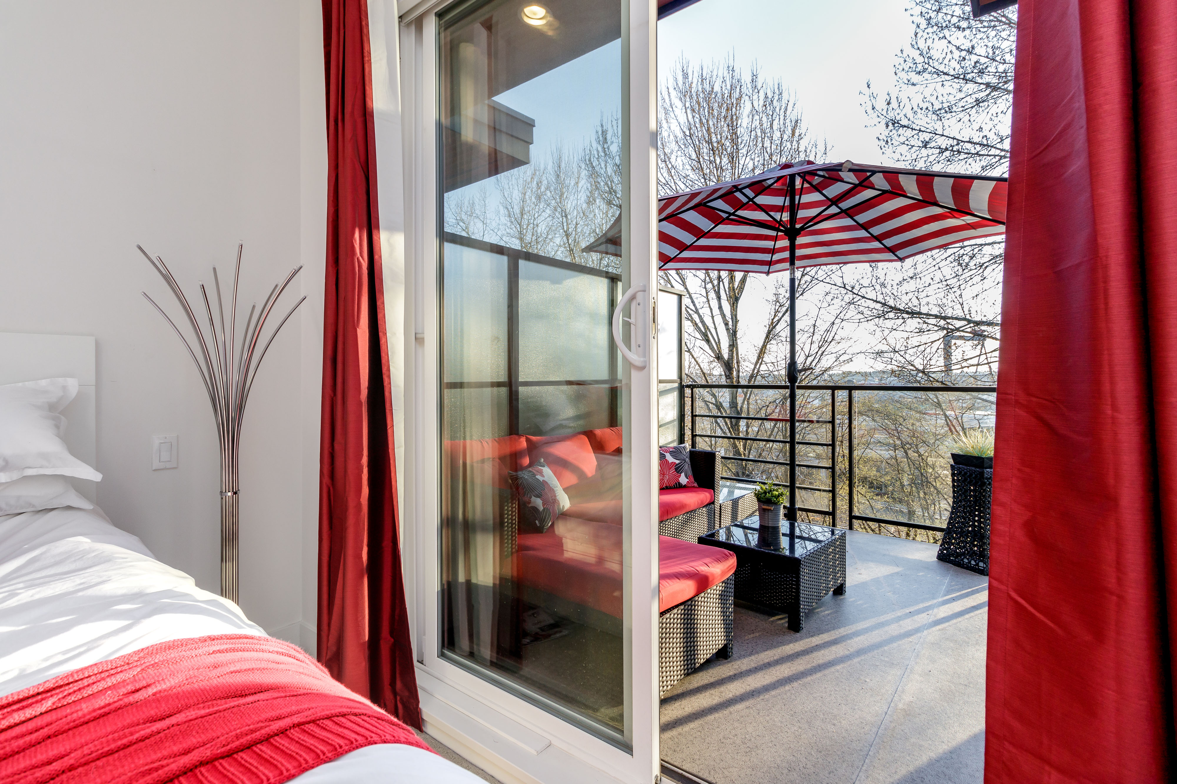 #606 - 733 W 3rd St, North Vancouver 35