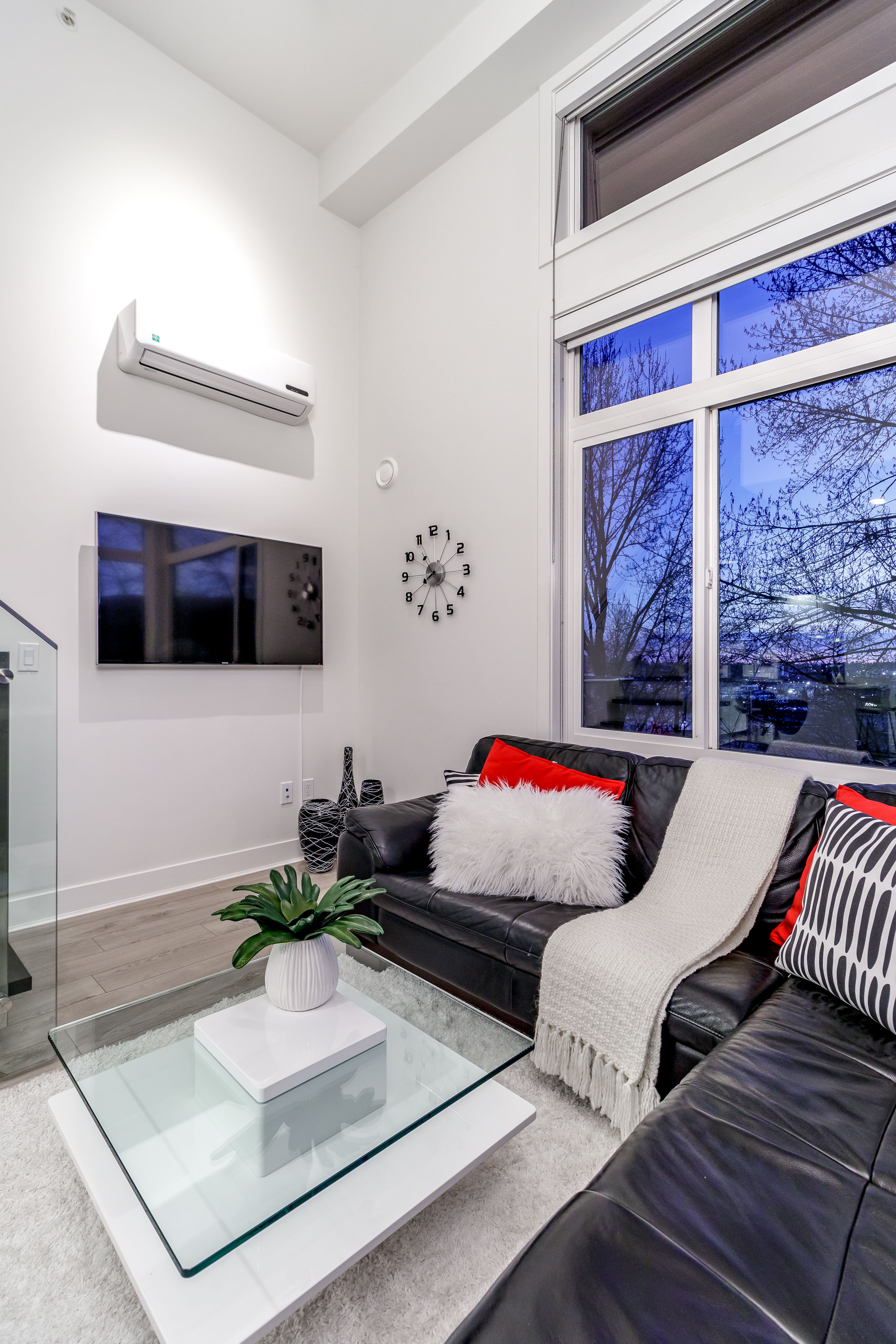 #606 - 733 W 3rd St, North Vancouver 59