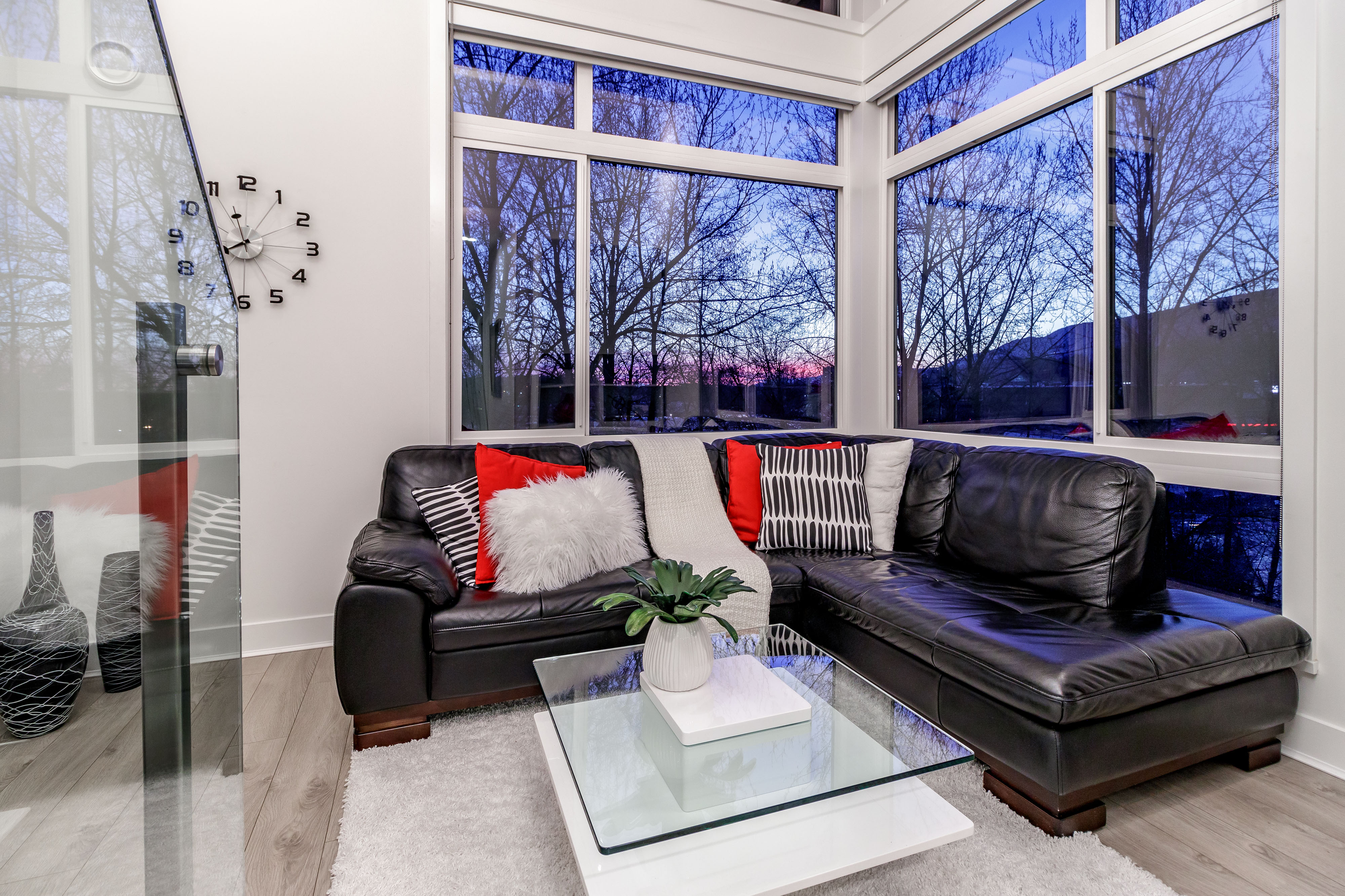 #606 - 733 W 3rd St, North Vancouver 60
