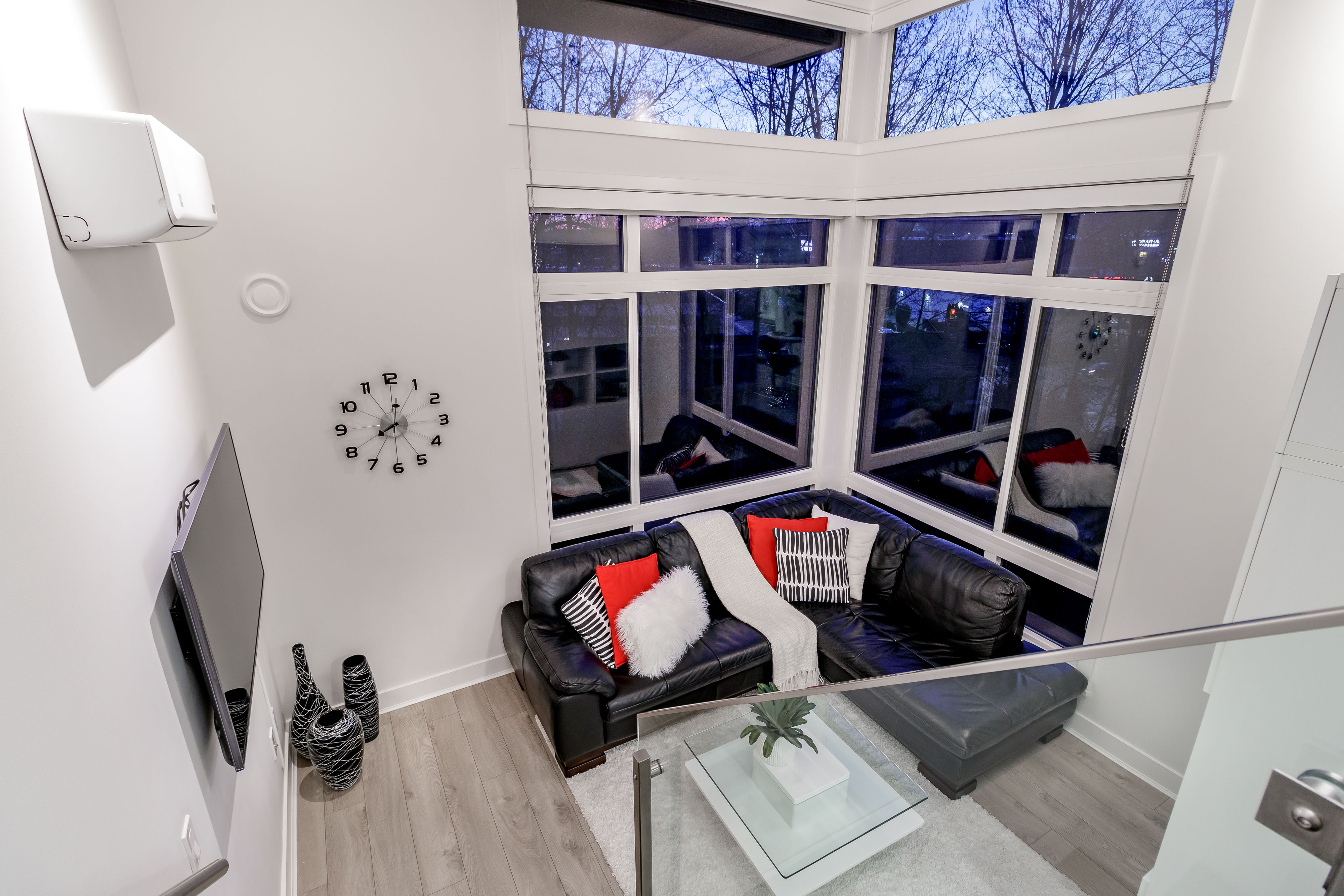 #606 - 733 W 3rd St, North Vancouver 61